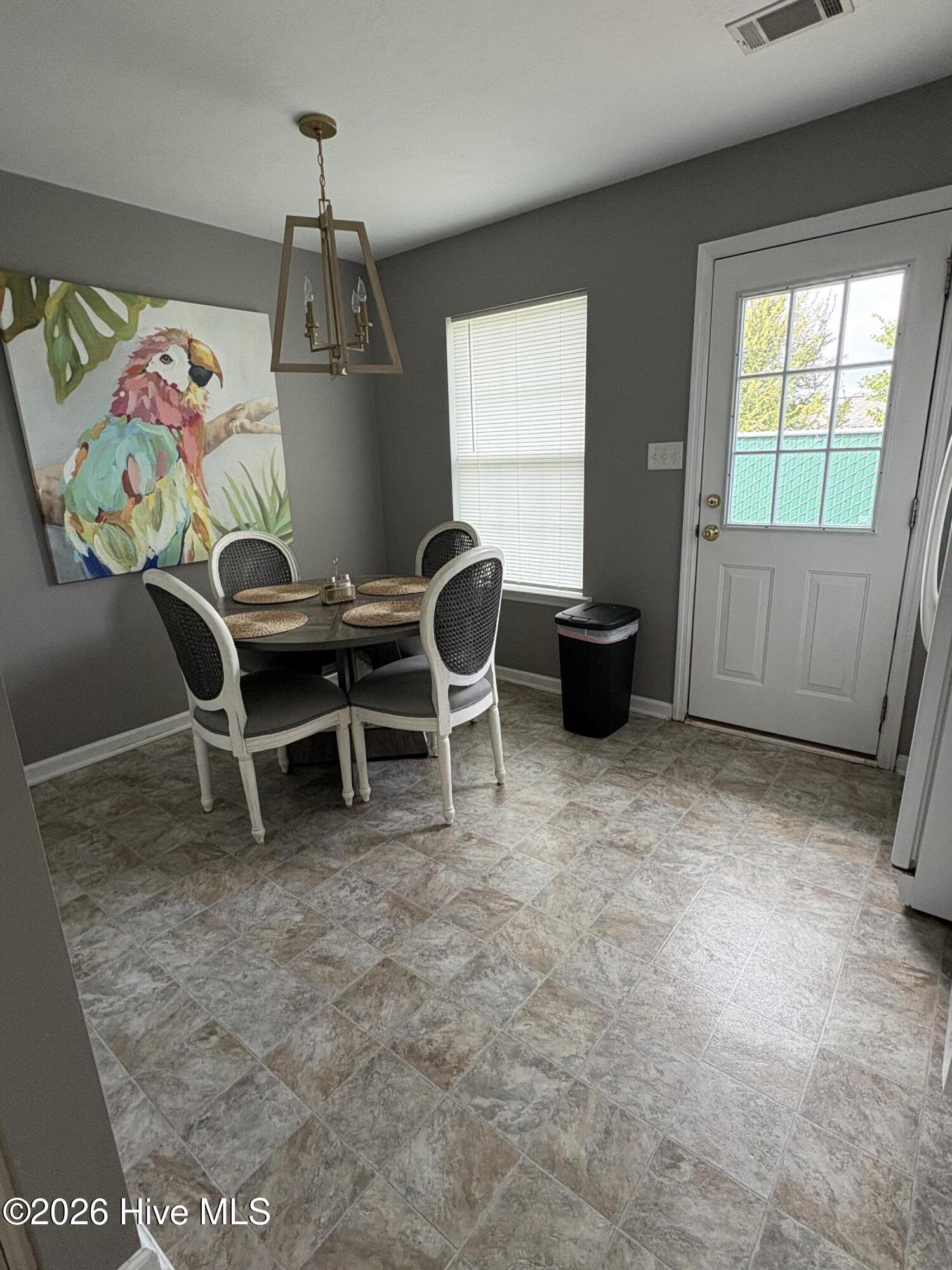 425 Flowing Creek Drive Property Photo 4