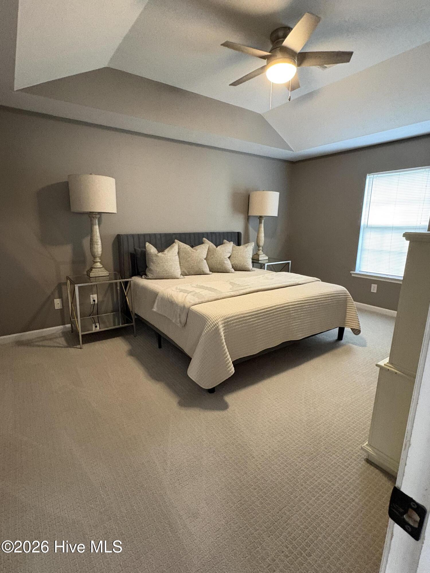 425 Flowing Creek Drive Property Photo 8