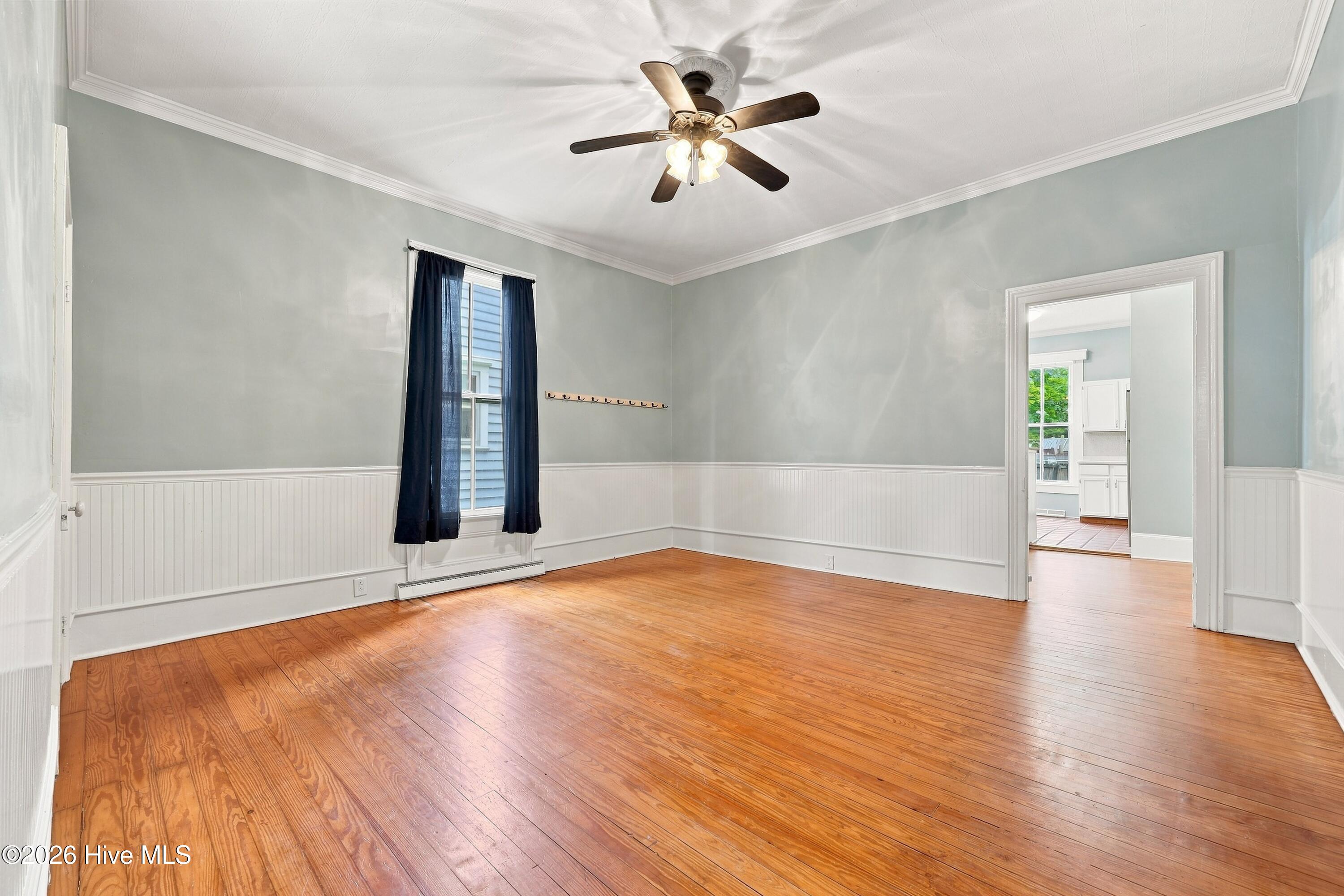 403 N Market Street Property Photo 10