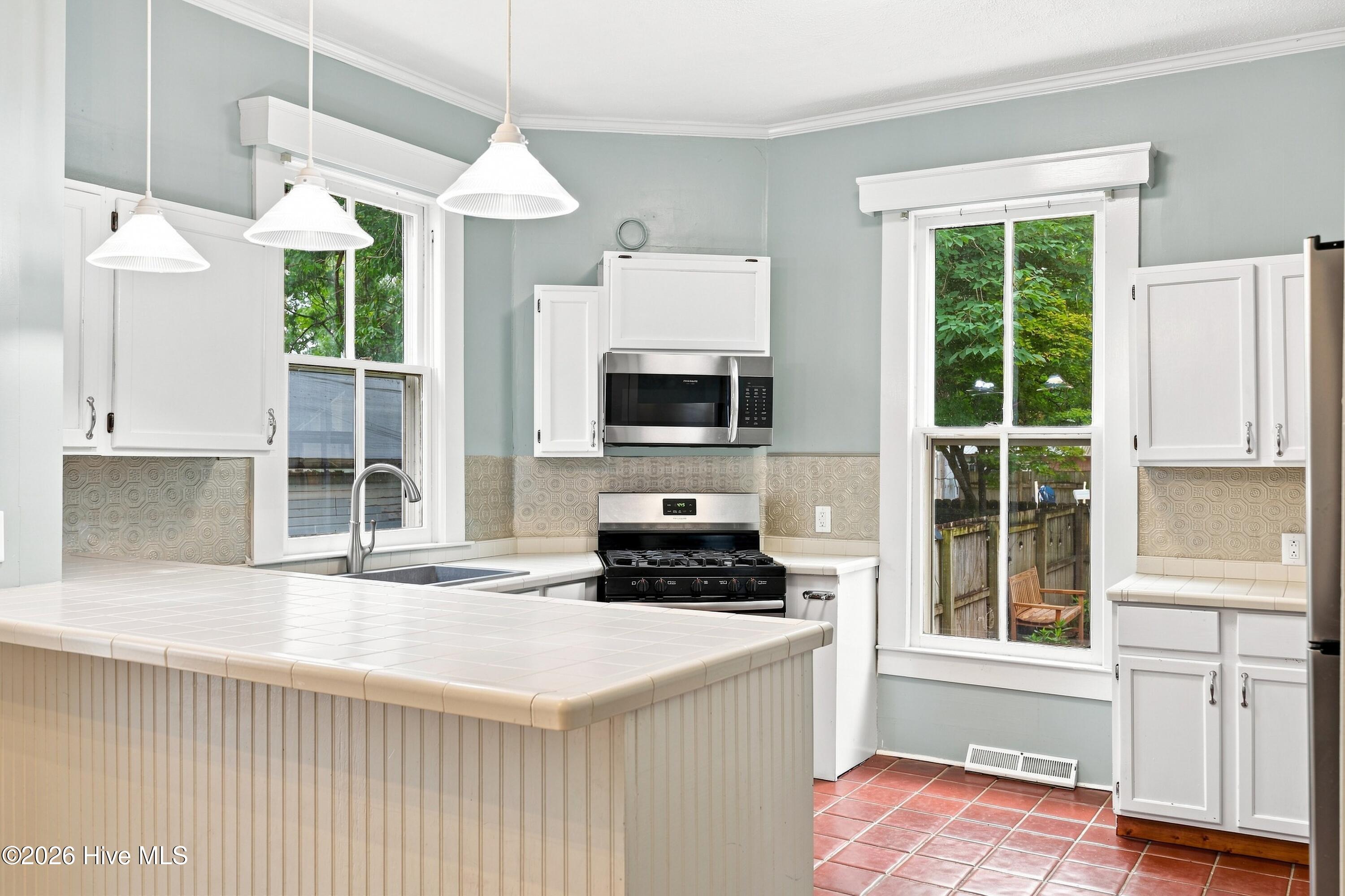 403 N Market Street Property Photo 16