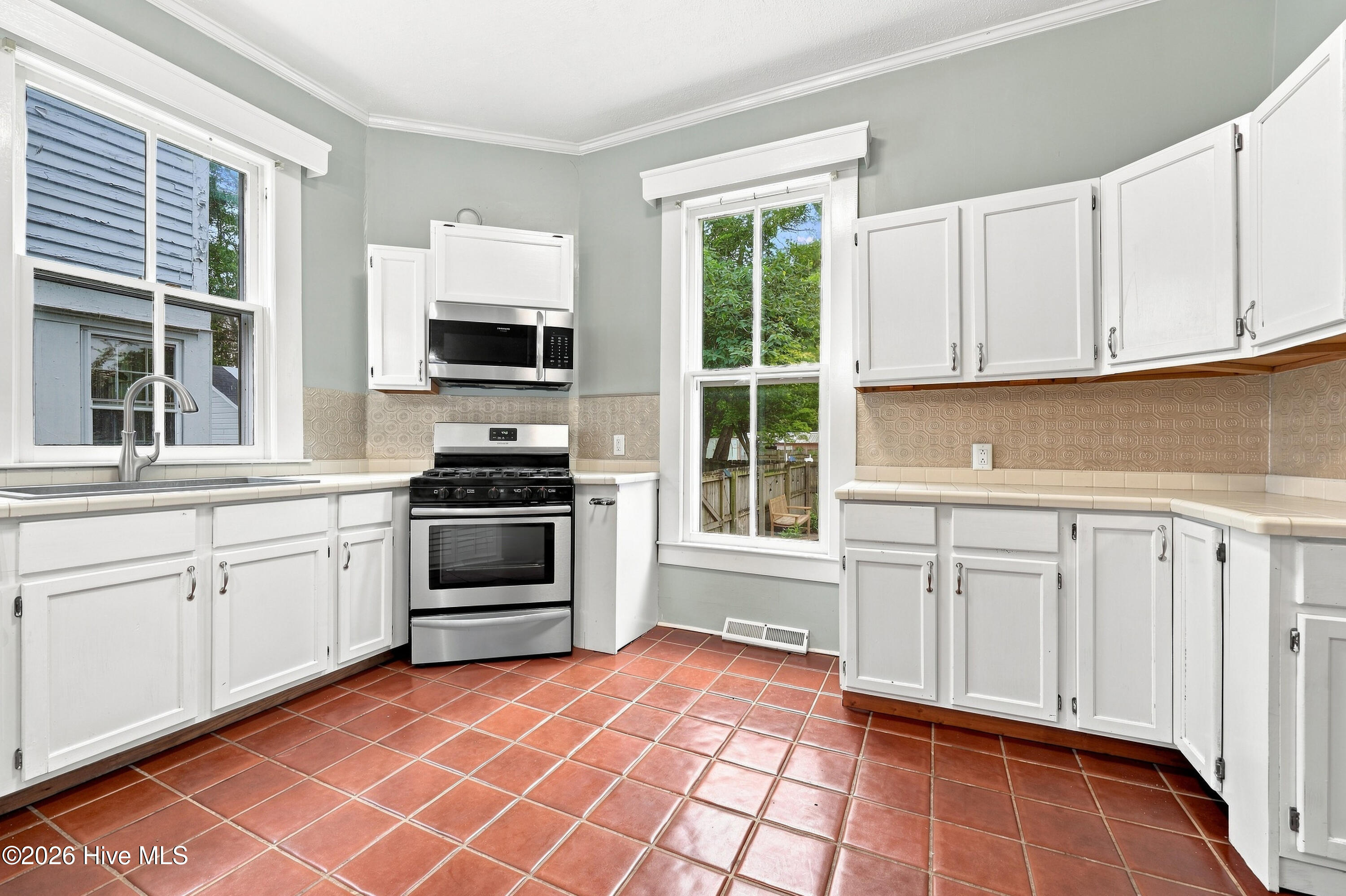 403 N Market Street Property Photo 18