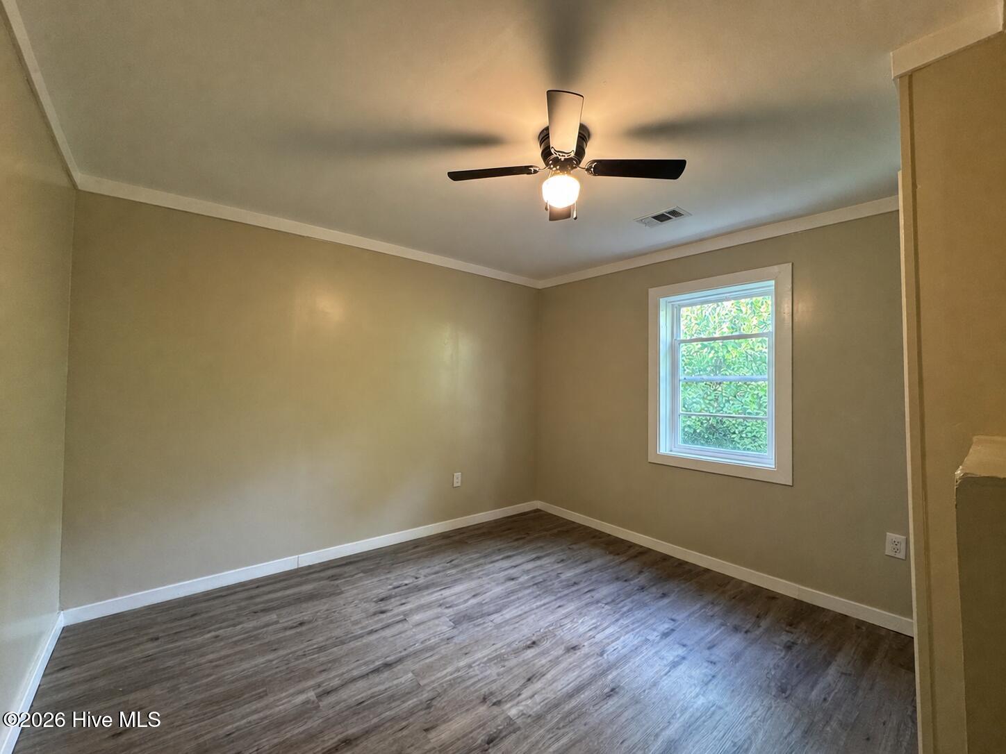 2133 Grand Boulevard Property Photo 10