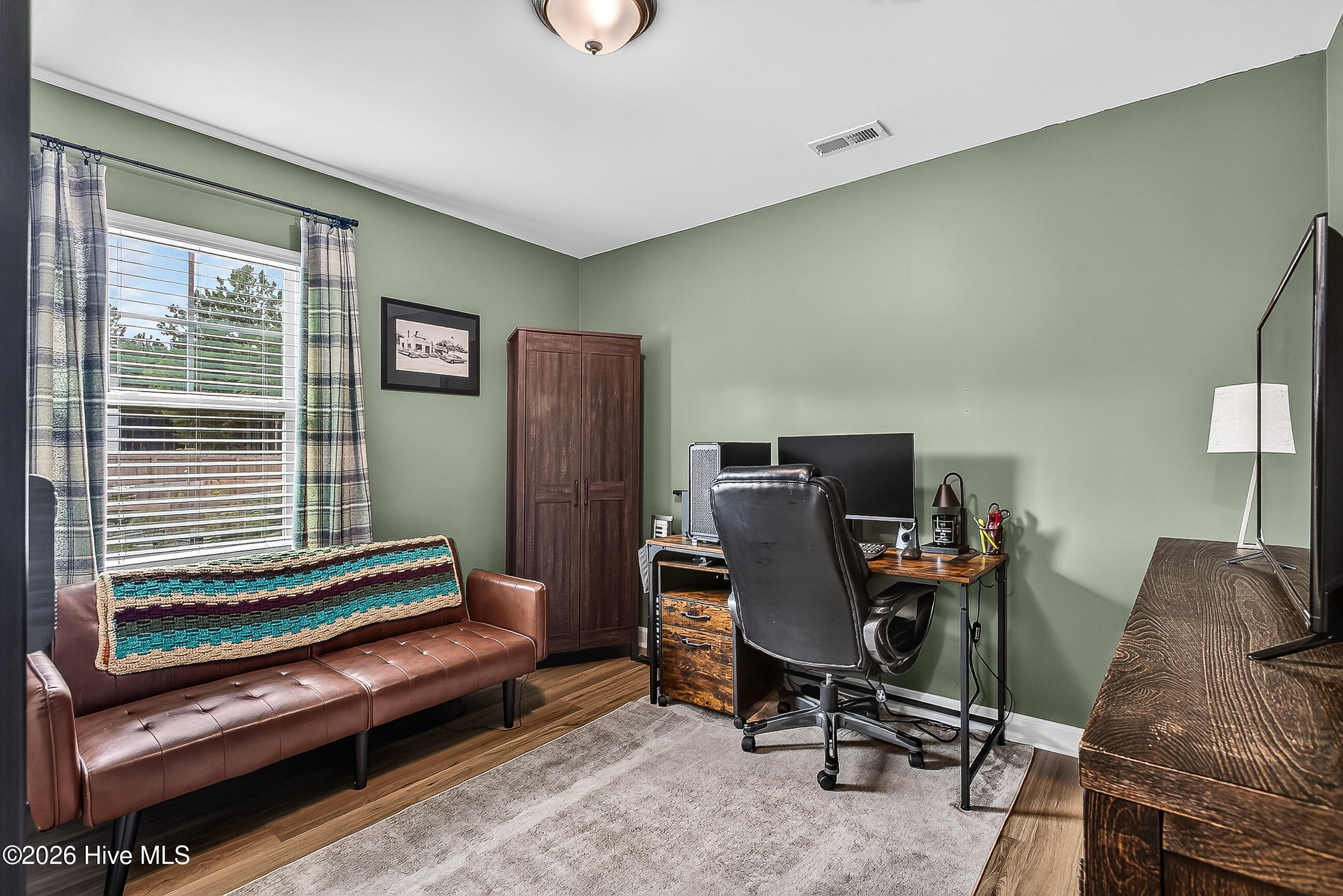560 Orchard Creek Drive Property Photo 35