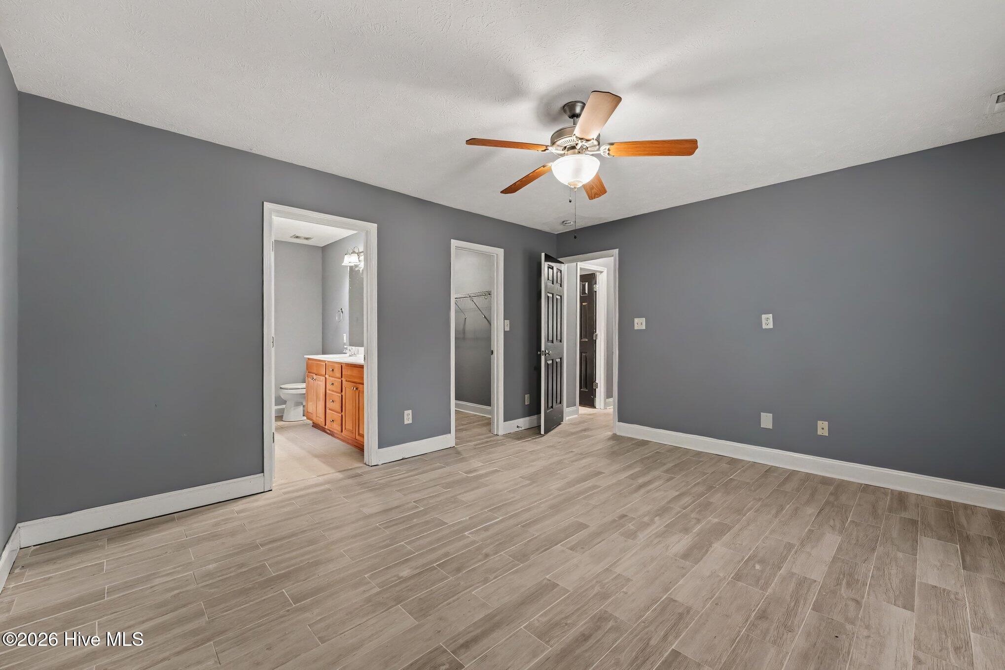 596 Colonial Hills Drive Property Photo 11