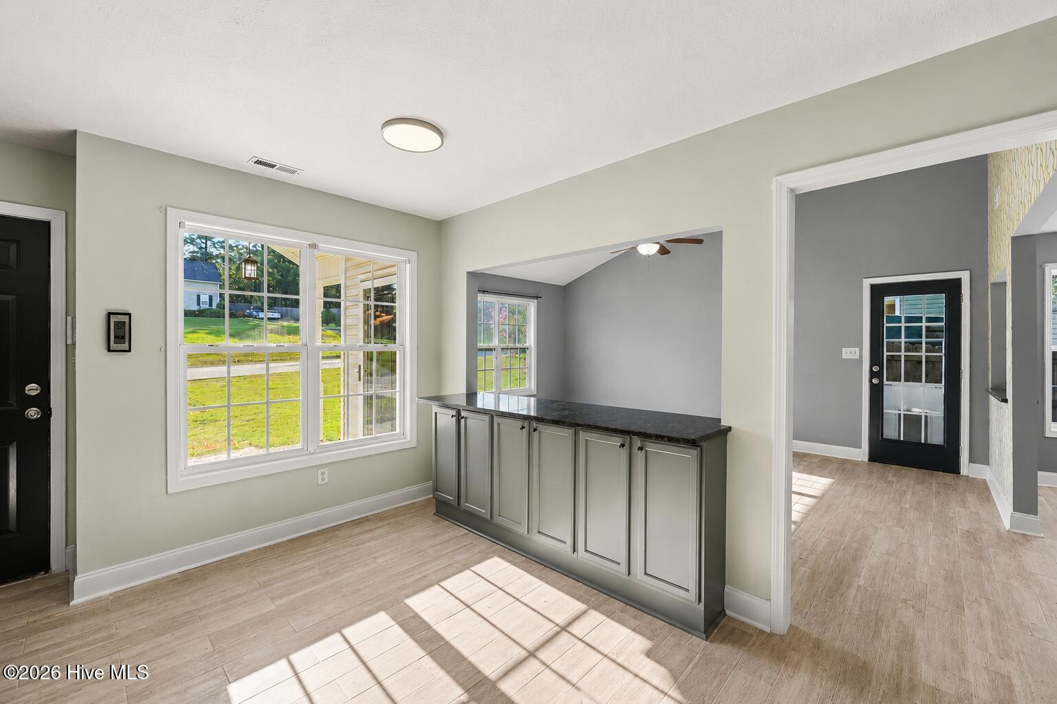 596 Colonial Hills Drive Property Photo 19