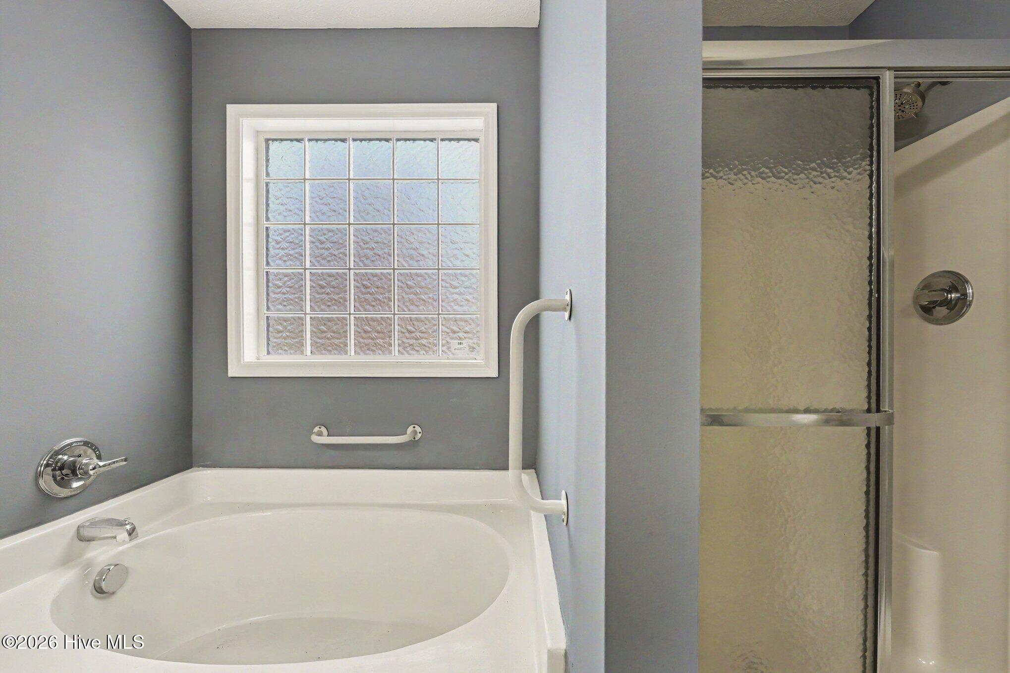 596 Colonial Hills Drive Property Photo 31