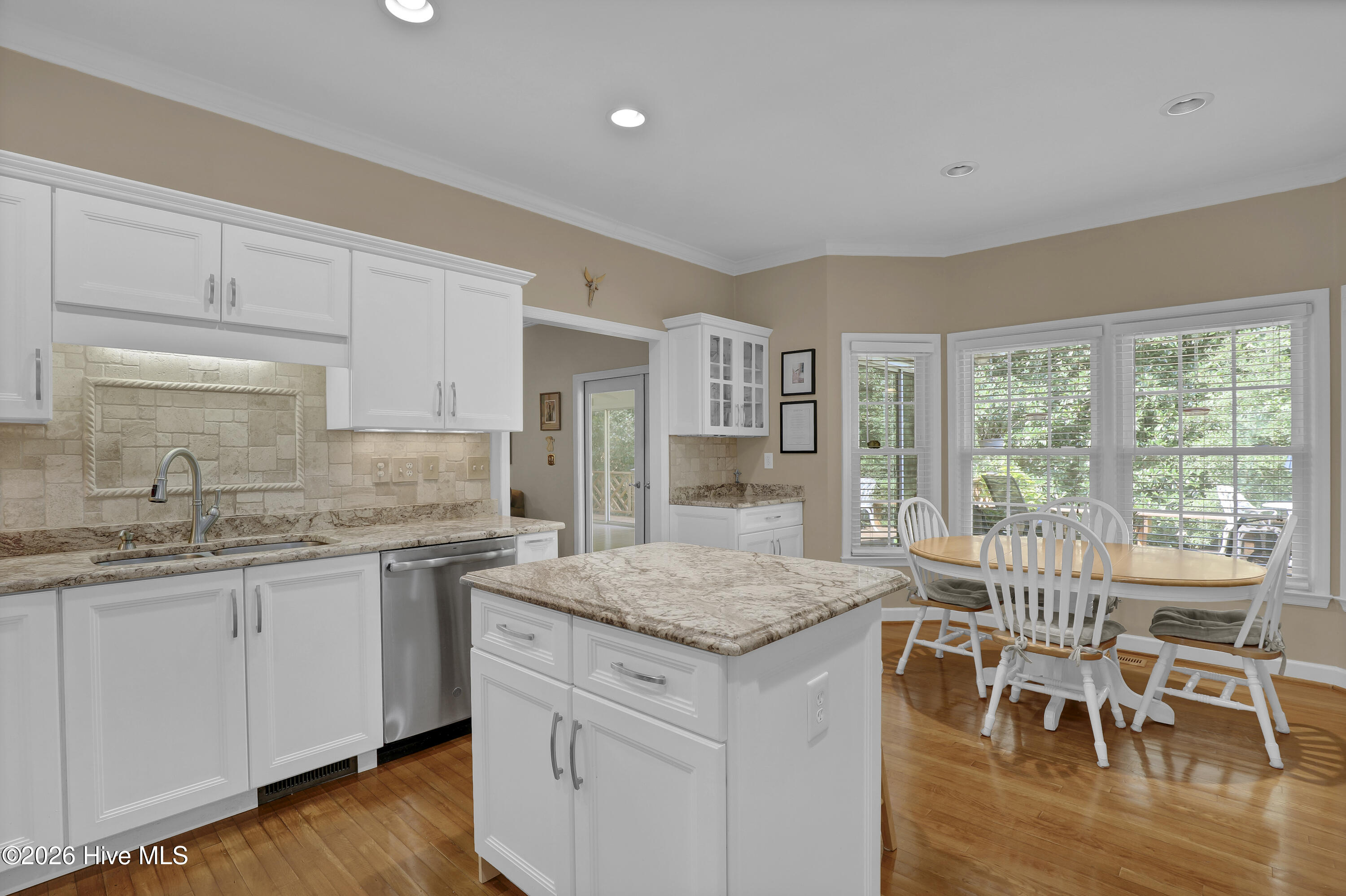 901 Saltwood Lane Property Photo 15