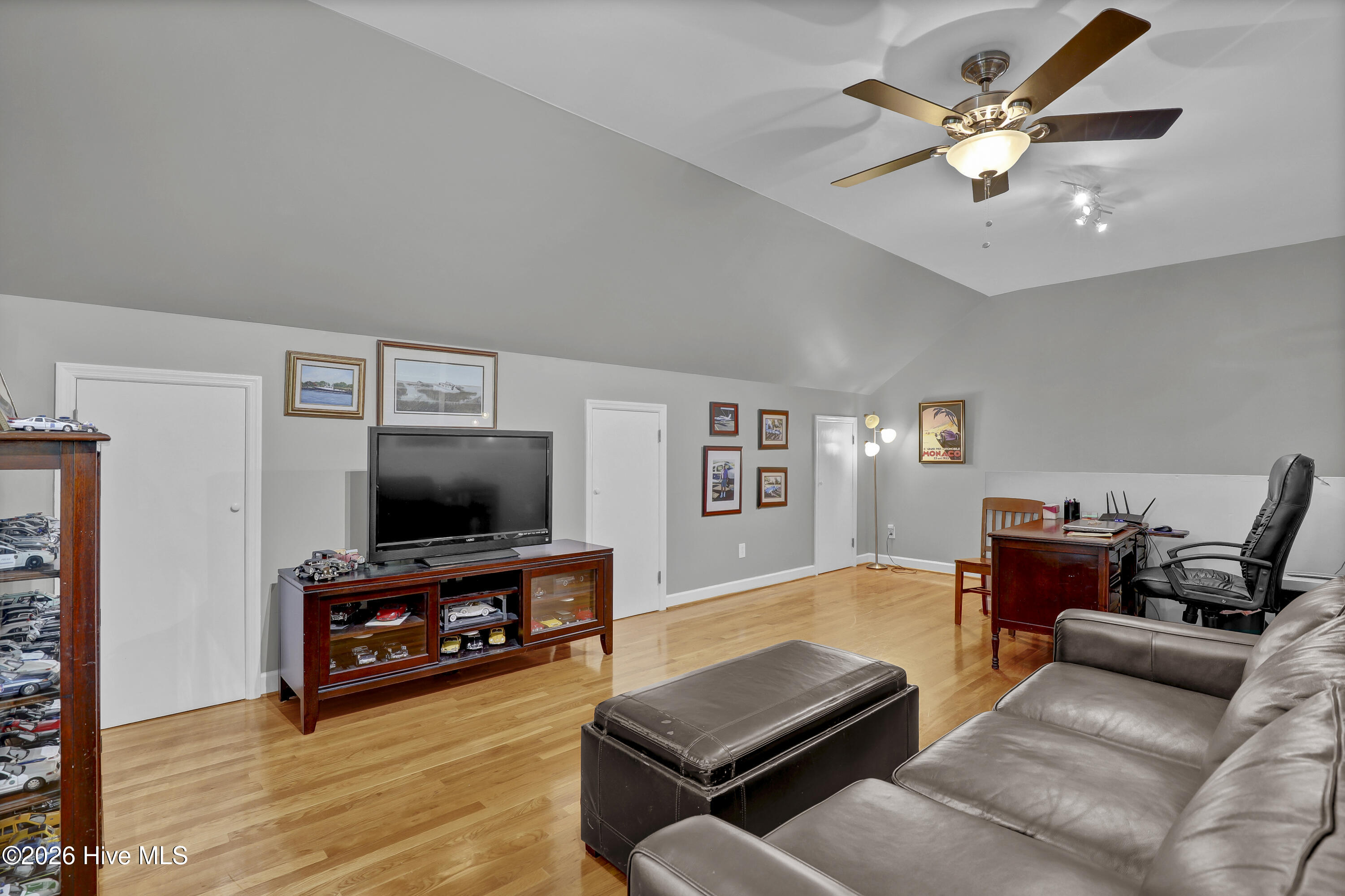 901 Saltwood Lane Property Photo 38