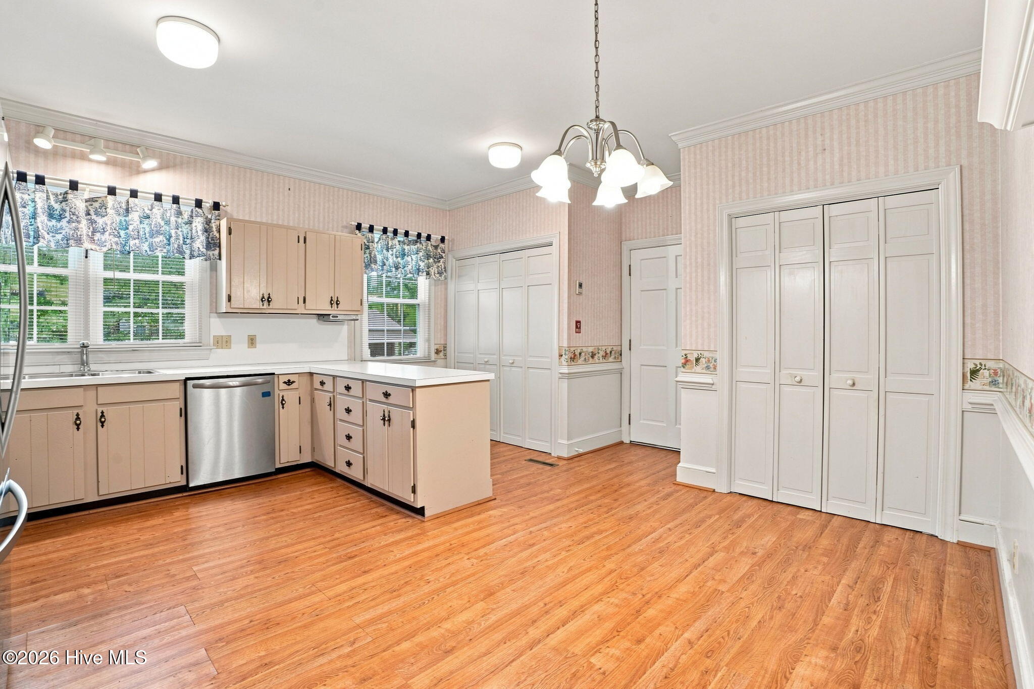 1404 Canterbury Road Property Photo 26