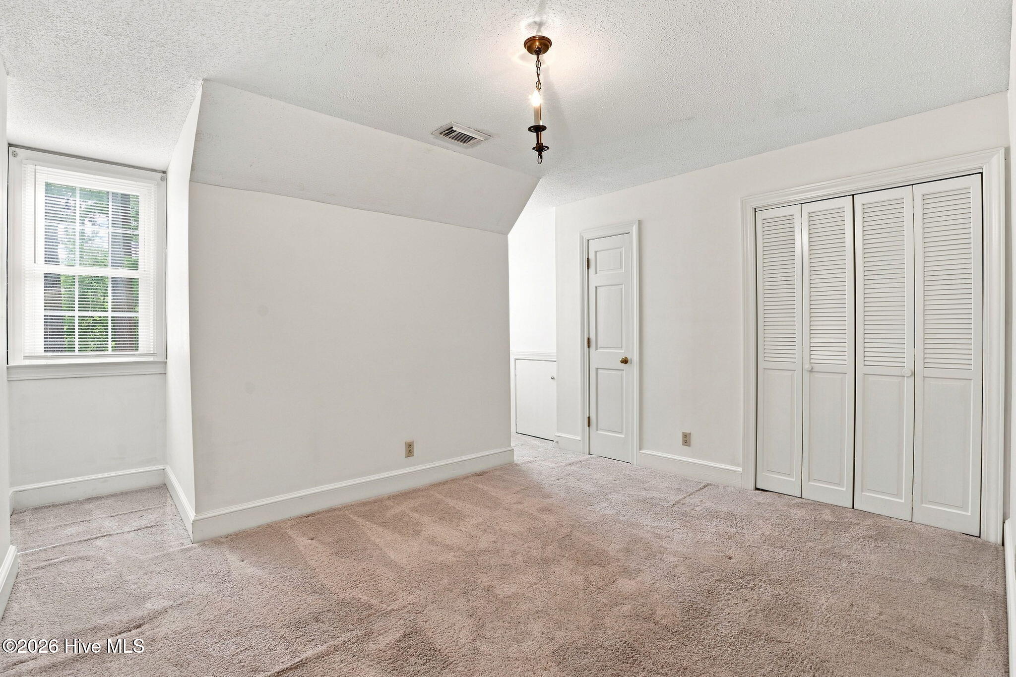 1404 Canterbury Road Property Photo 44