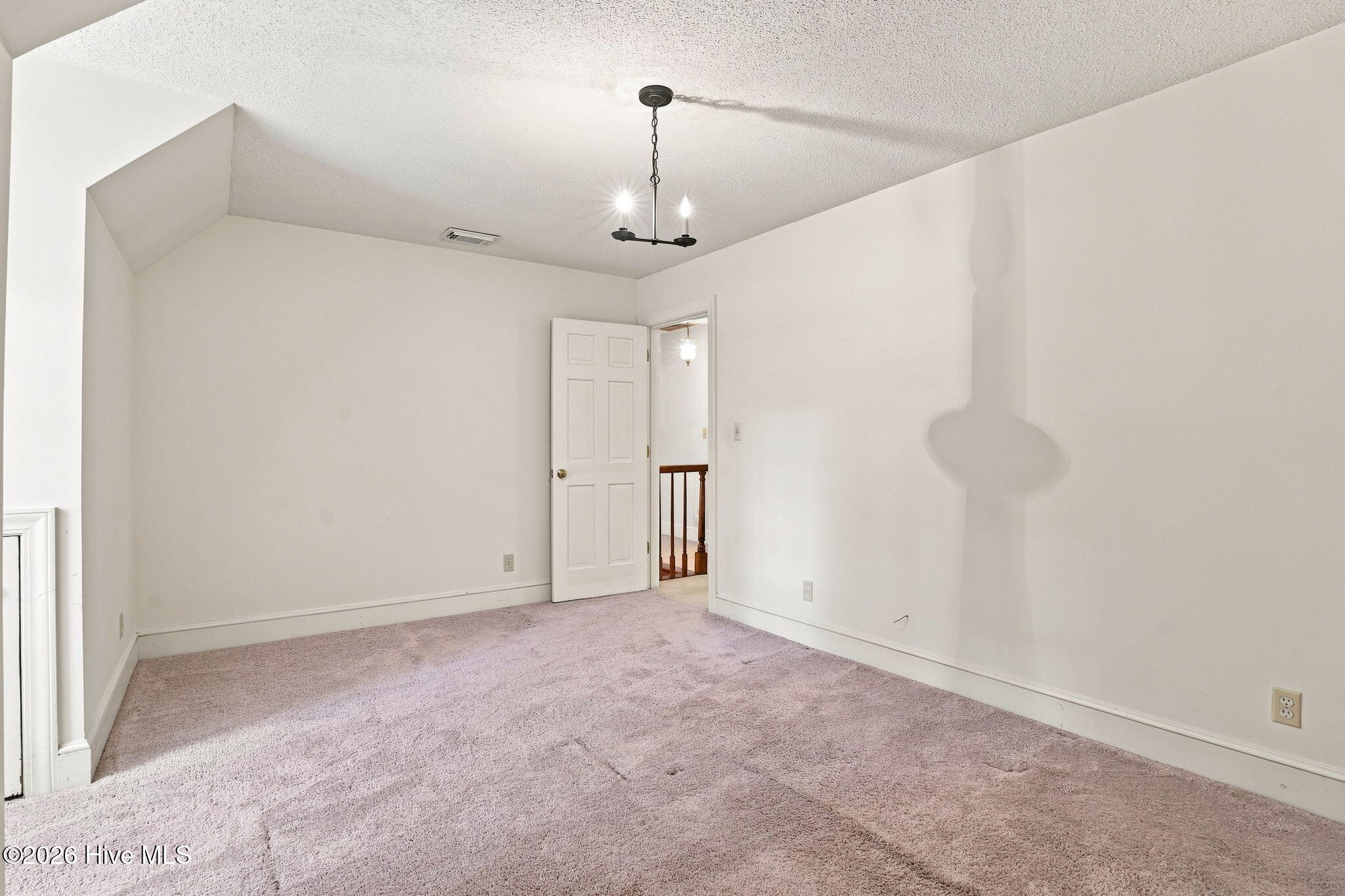 1404 Canterbury Road Property Photo 47