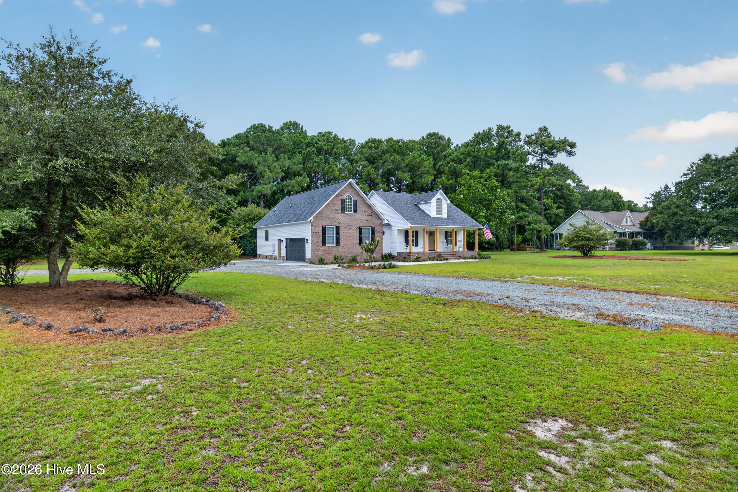 21 Oyster Point Lane Property Photo 2