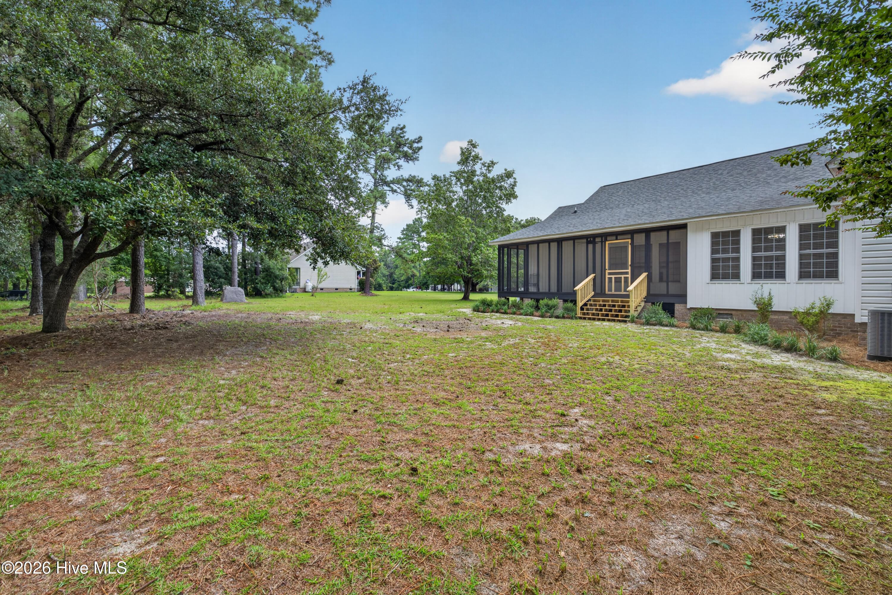 21 Oyster Point Lane Property Photo 11