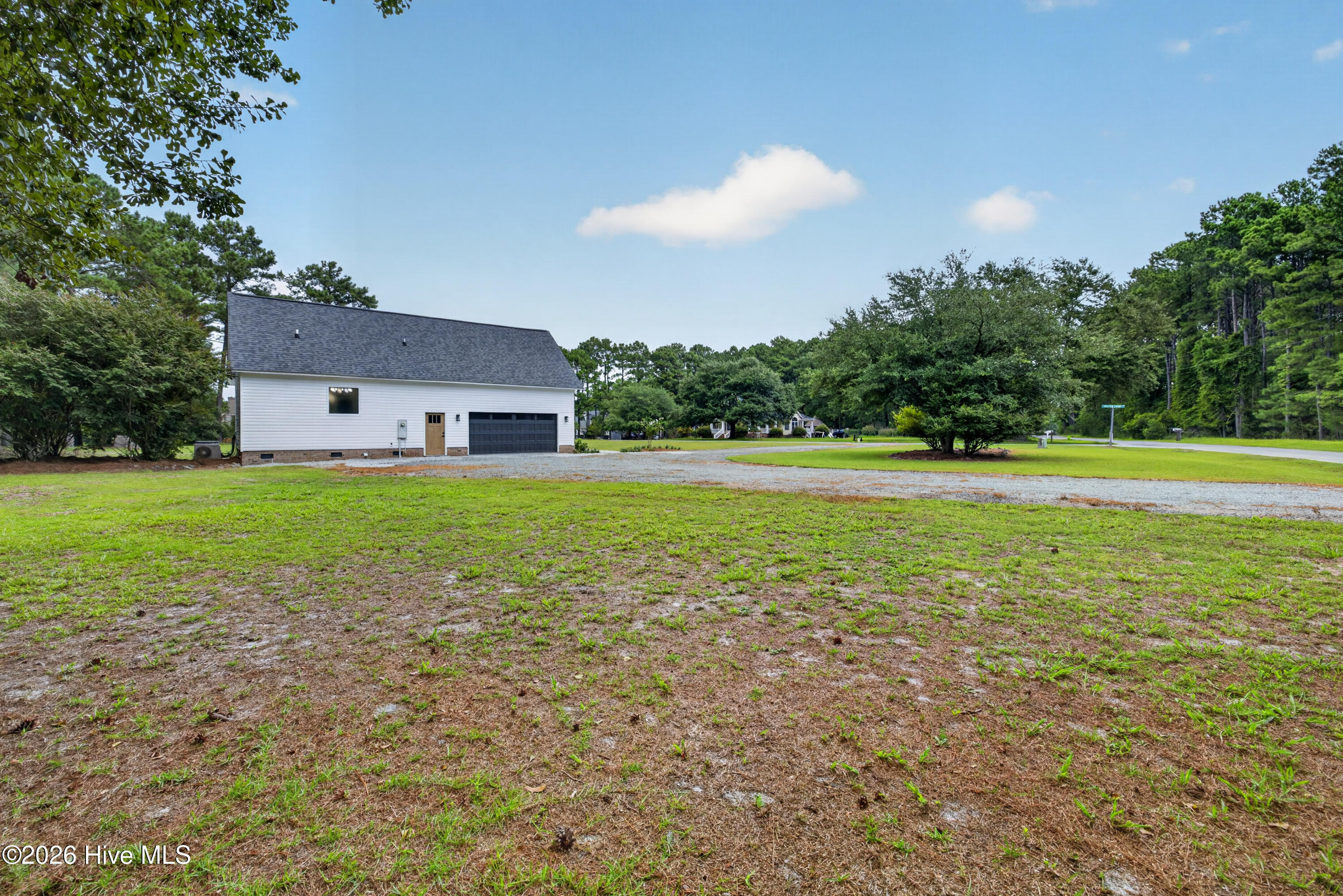 21 Oyster Point Lane Property Photo 13