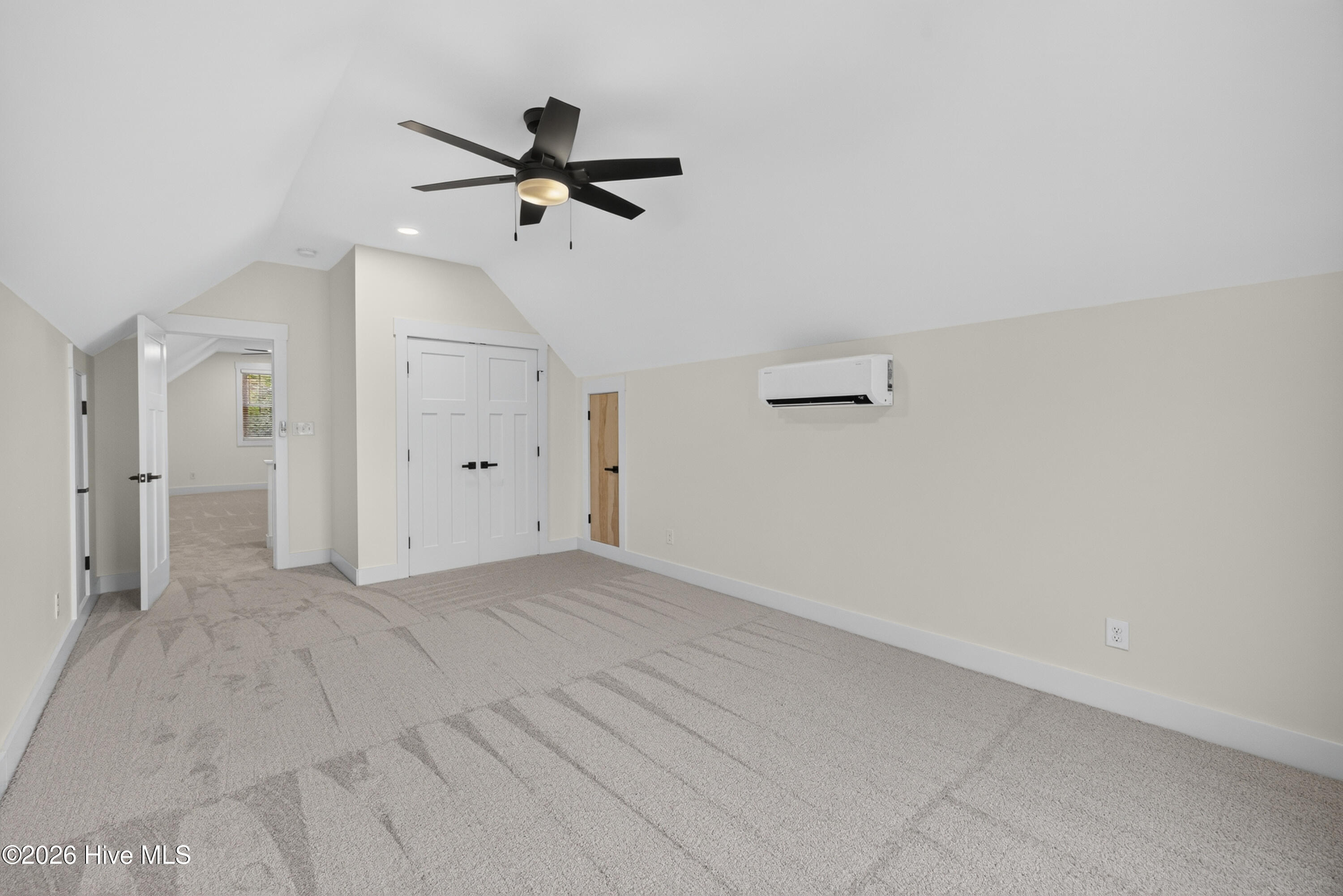 21 Oyster Point Lane Property Photo 49