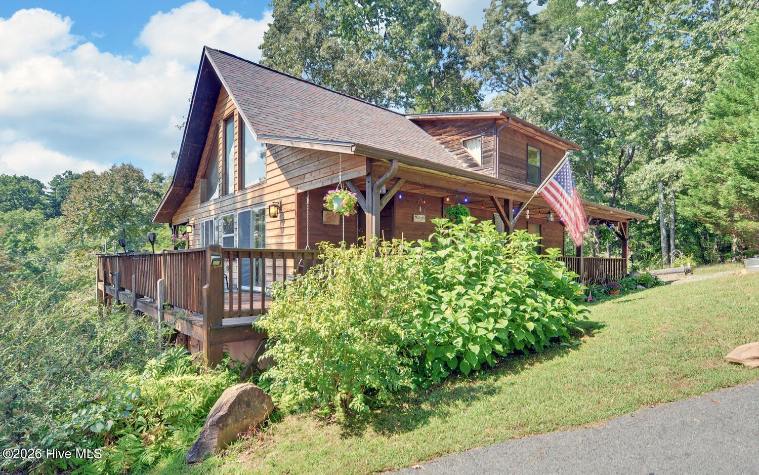 36 Dwaynes Trail Property Photo 1