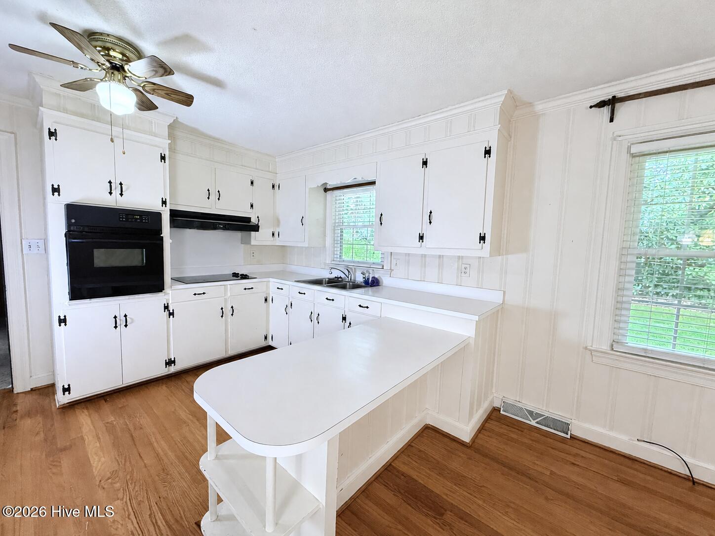 201 Forest Drive Property Photo 6