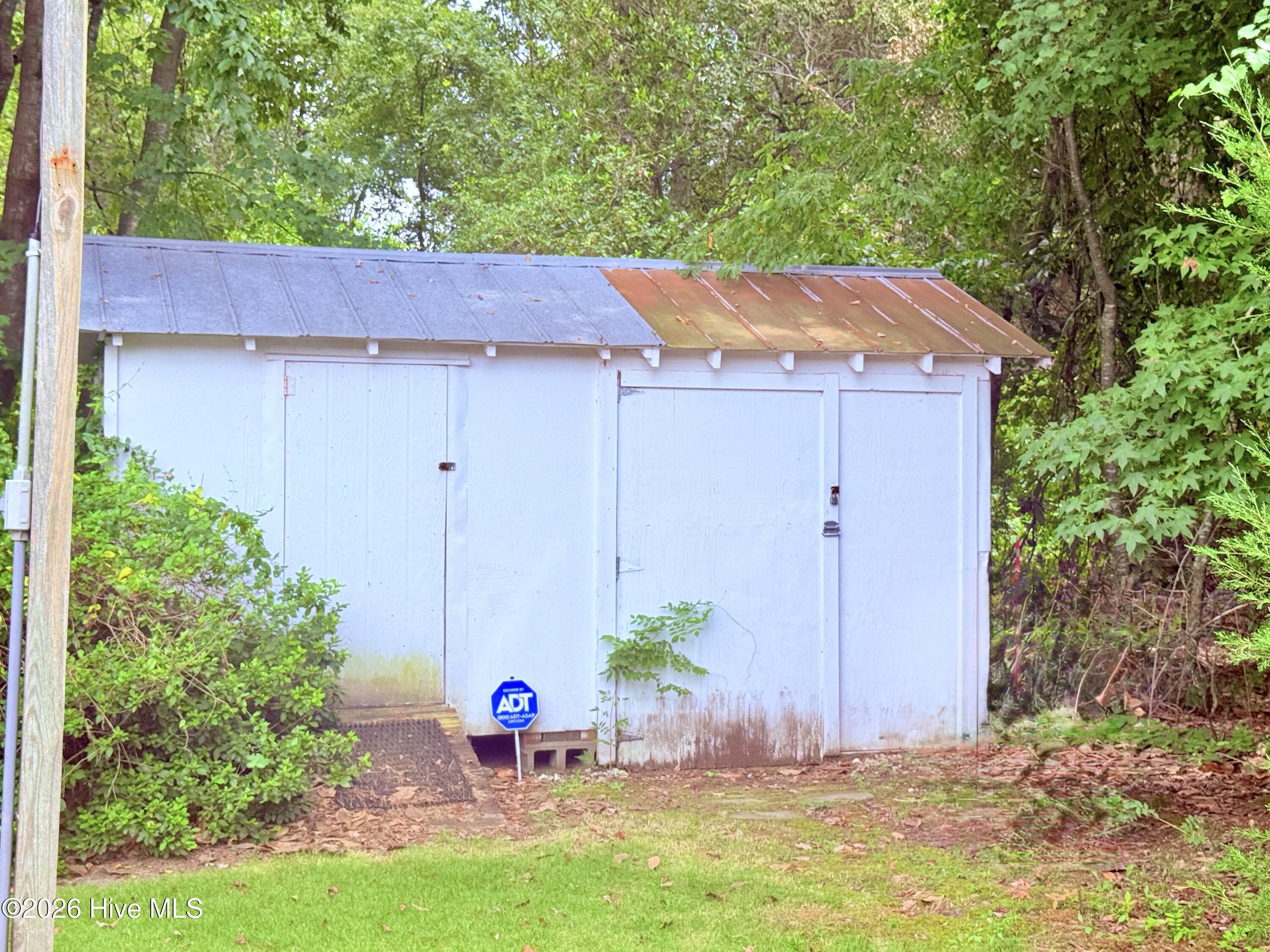 201 Forest Drive Property Photo 18