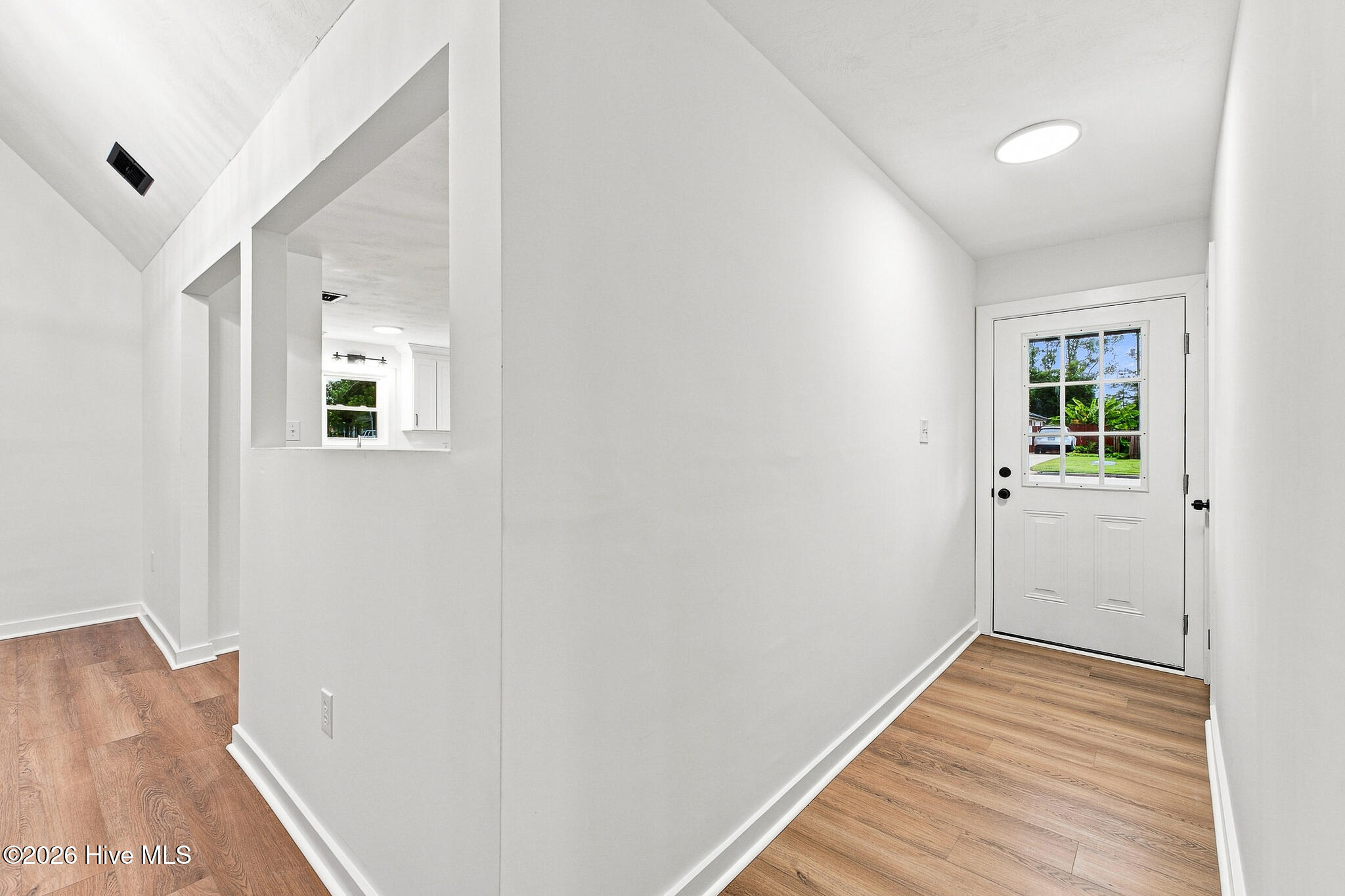 315 Miramar Drive Property Photo 4