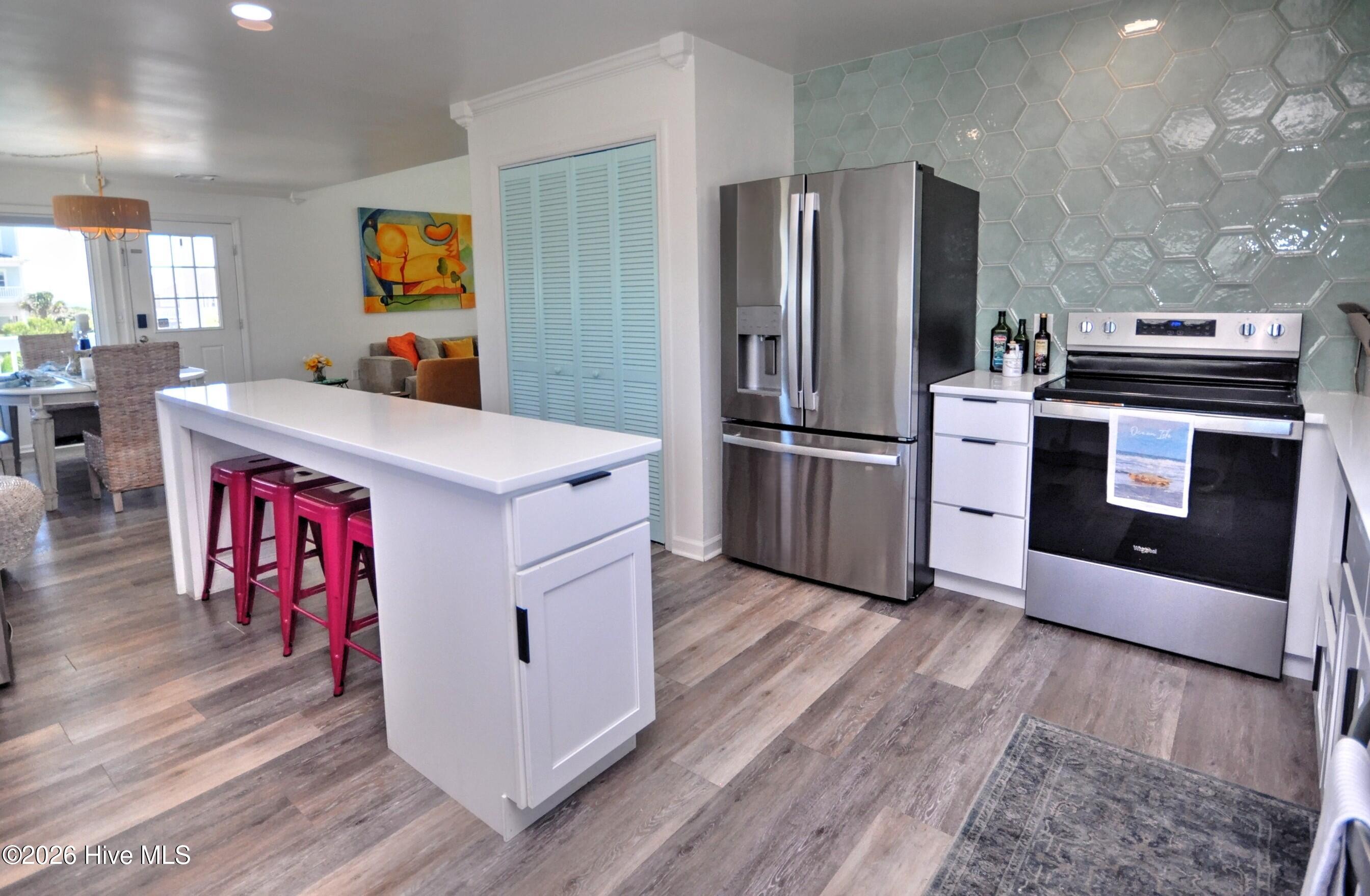 100 E Second Street Property Photo 17