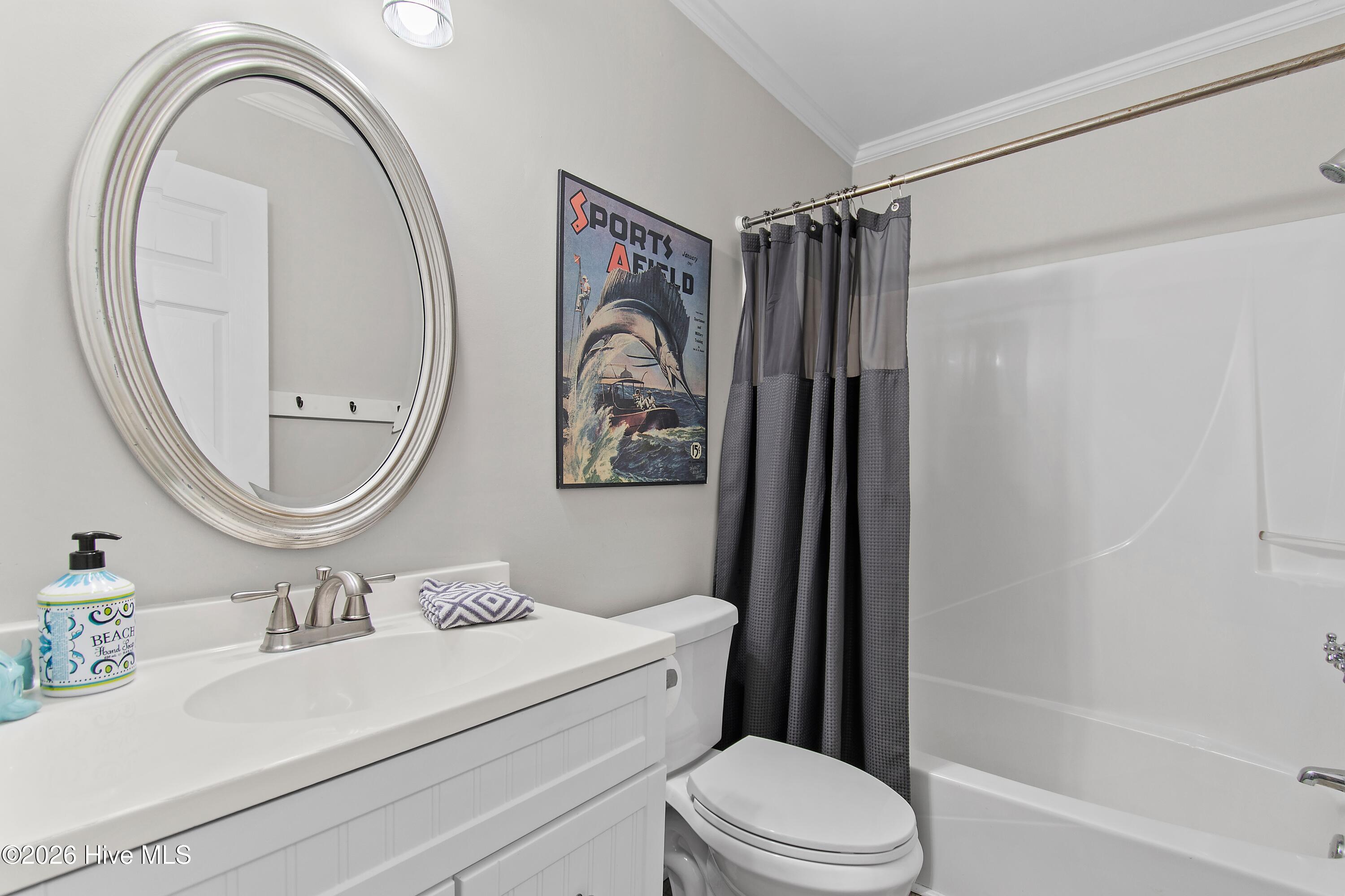 445 E Second Street 7 Property Photo 17