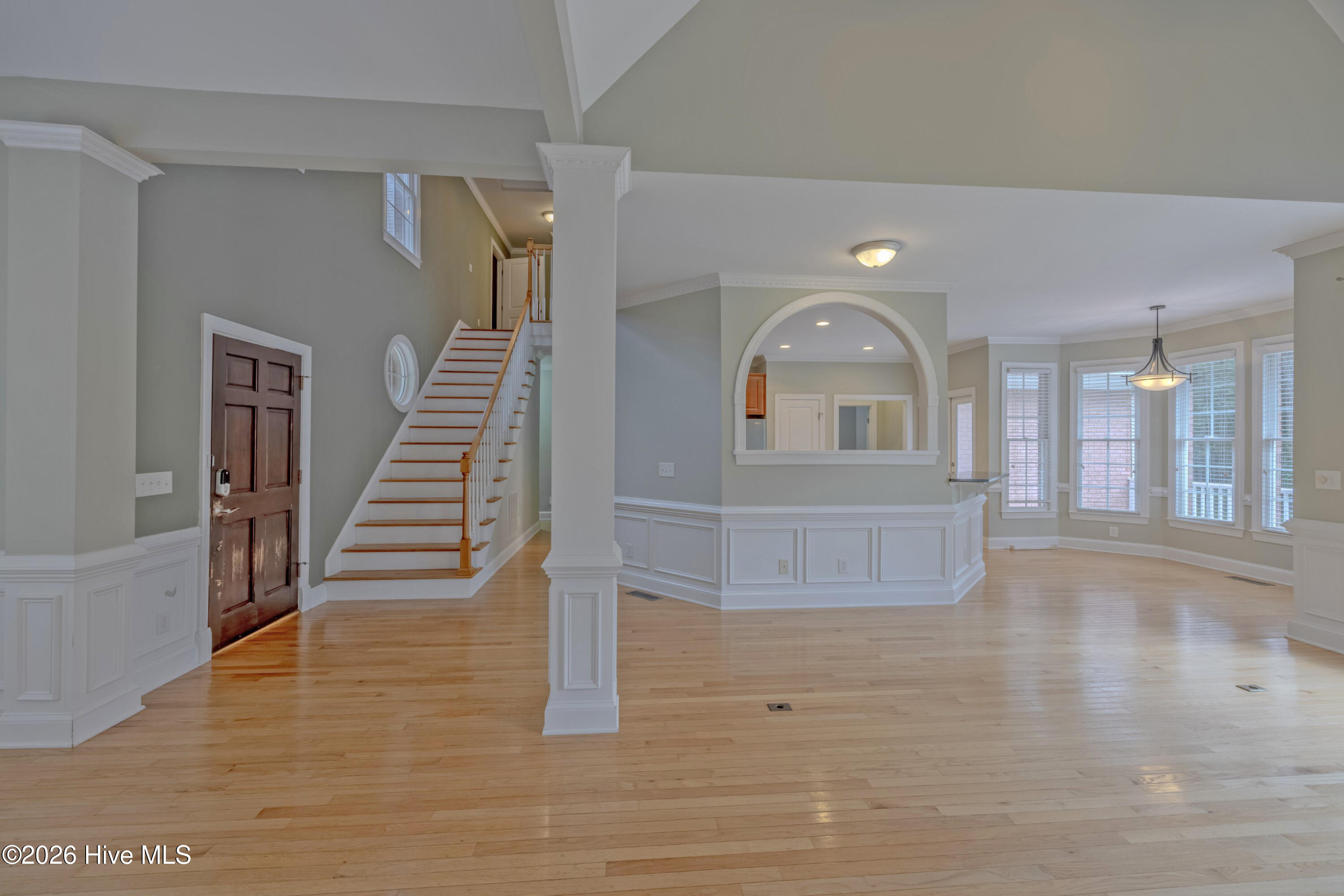 254 W Winding Way Property Photo 7