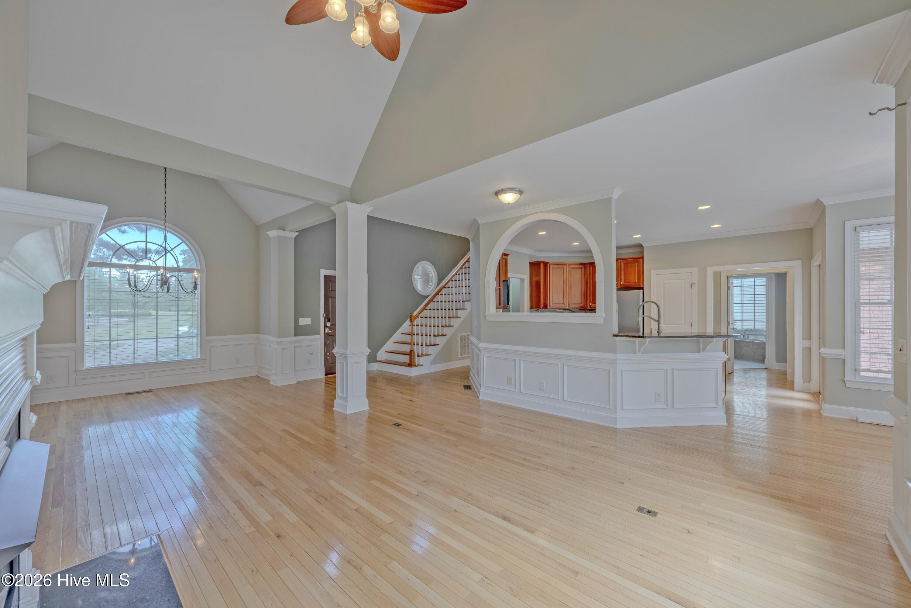254 W Winding Way Property Photo 9