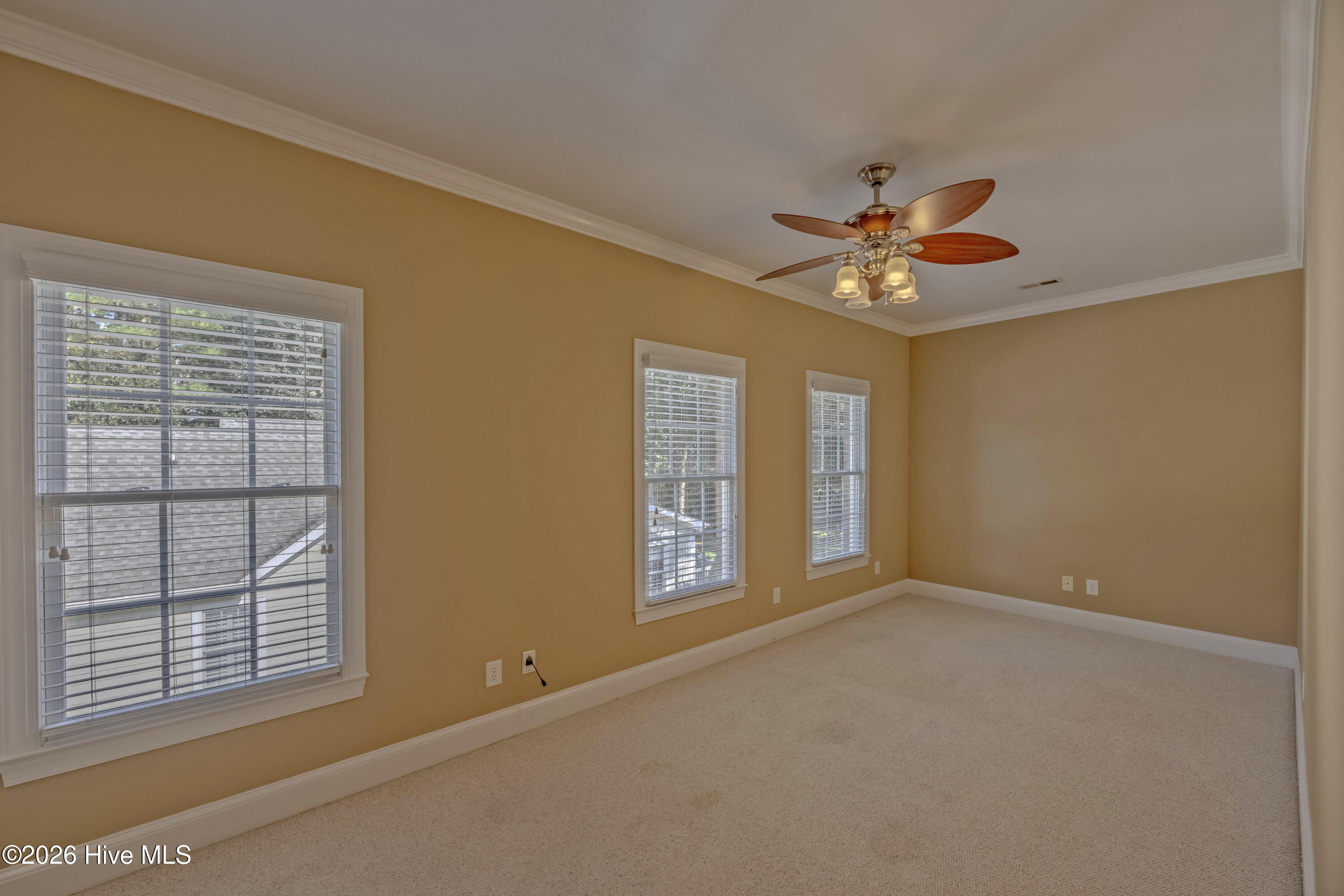 254 W Winding Way Property Photo 38