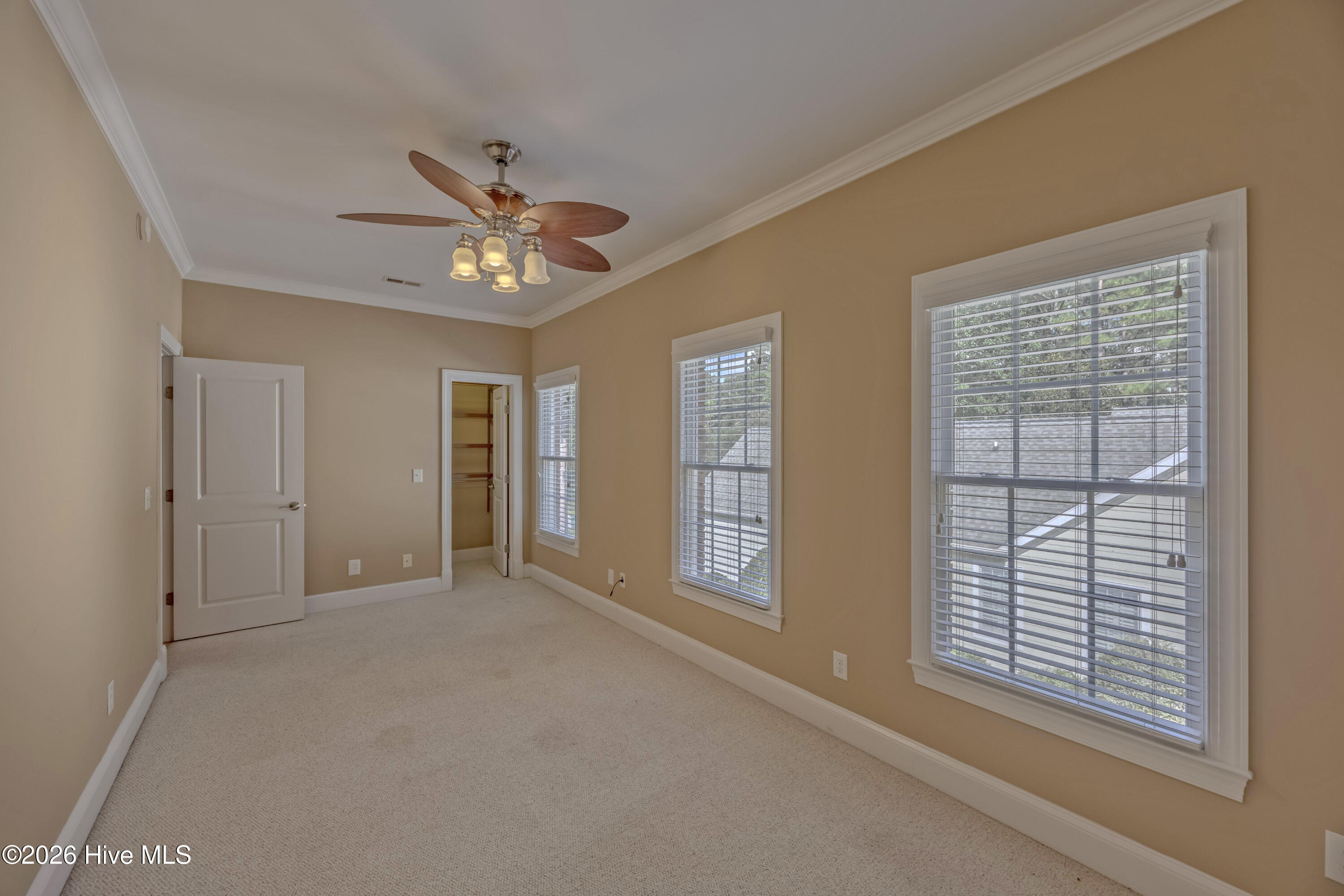 254 W Winding Way Property Photo 39