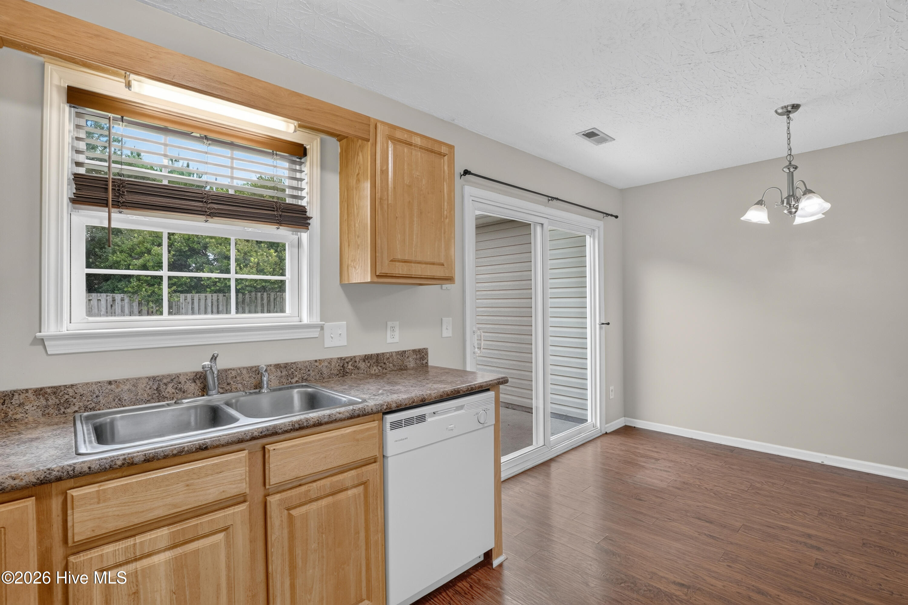 321 Rose Bud Lane Property Photo 12