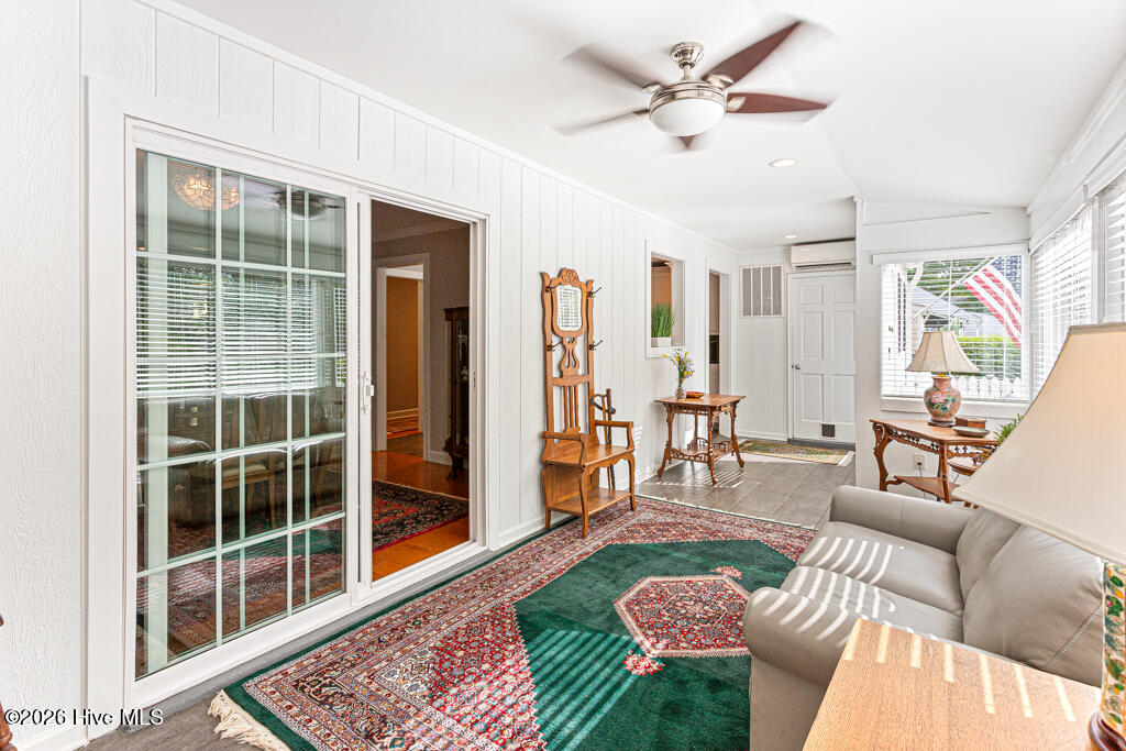24 Village Green Circle Property Photo 26