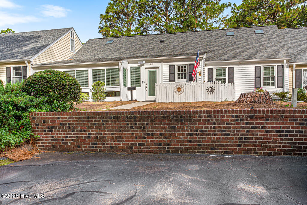 24 Village Green Circle Property Photo 31