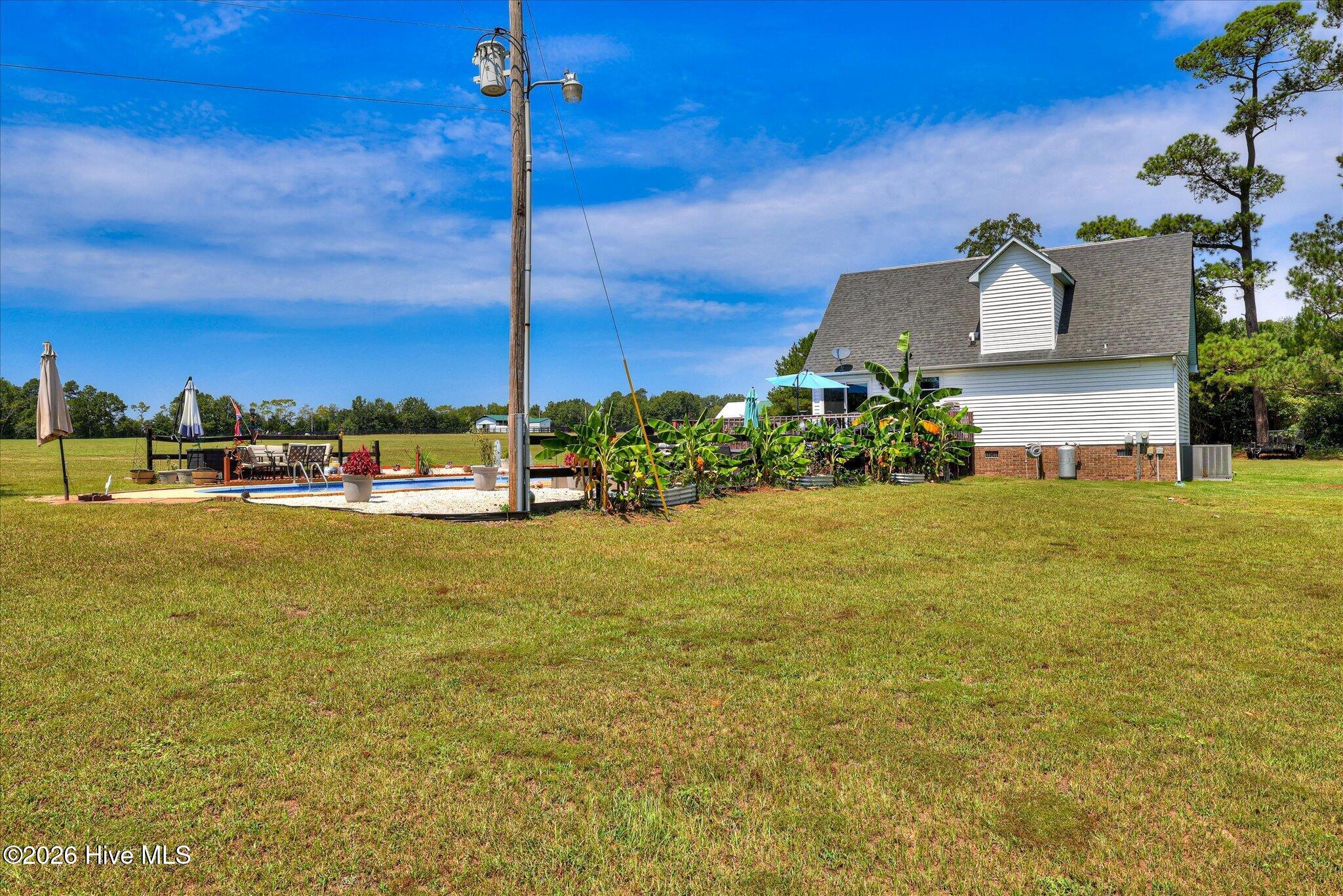 1832 Hatchaway Bridge Road Property Photo 4