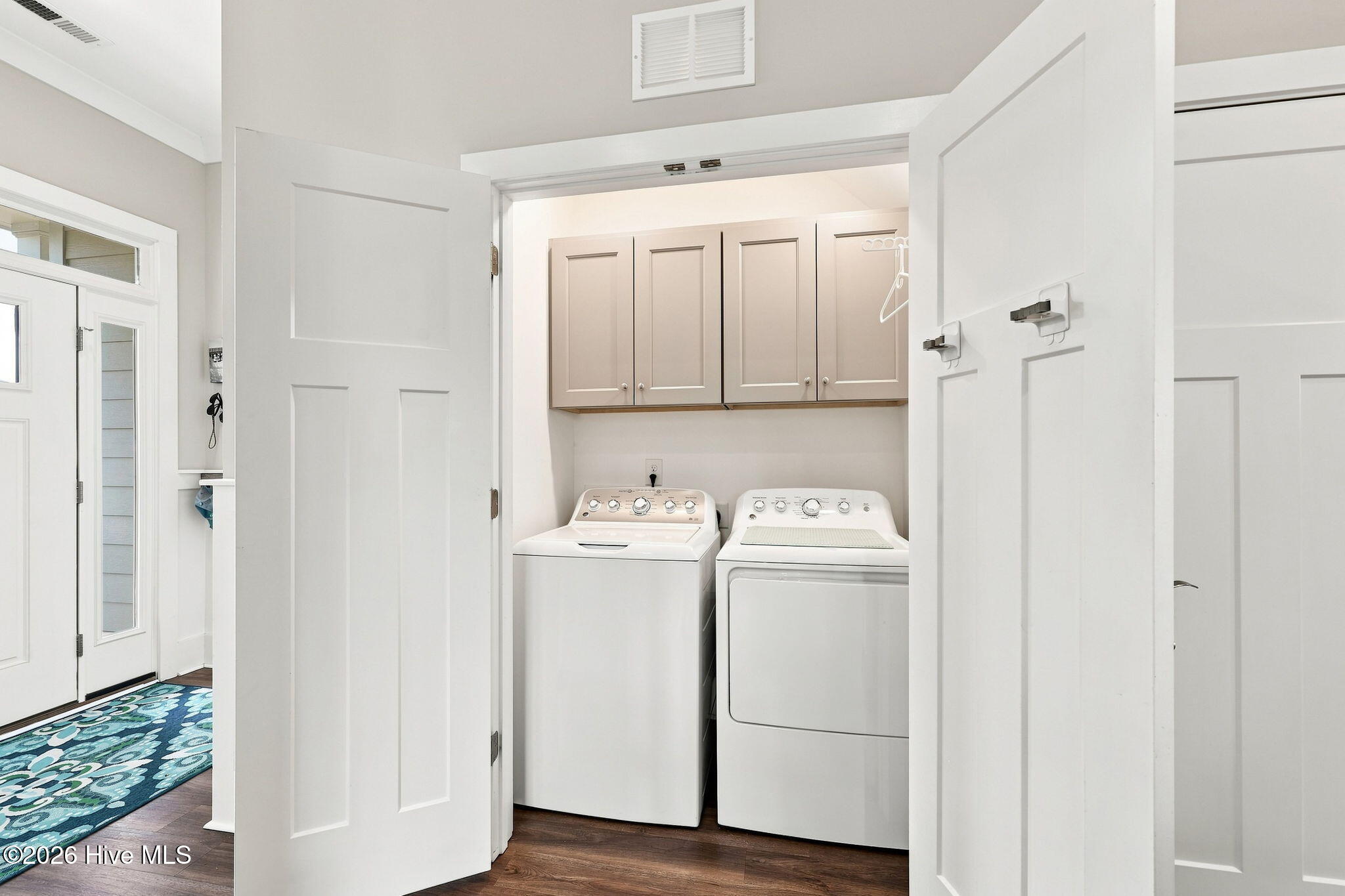 100 Sea Grove Lane Property Photo 17