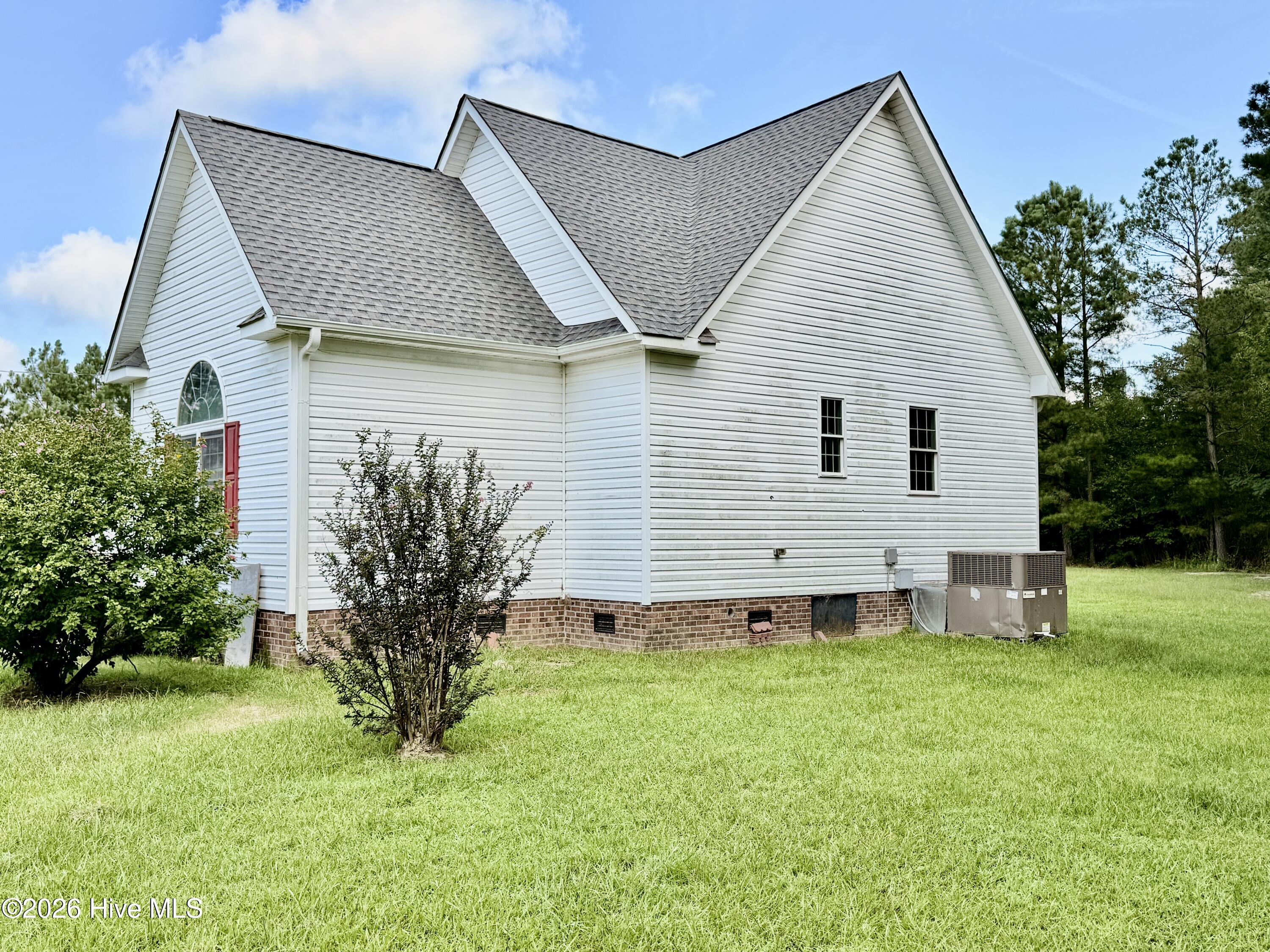 176 Cooper Hill Road Property Photo 3