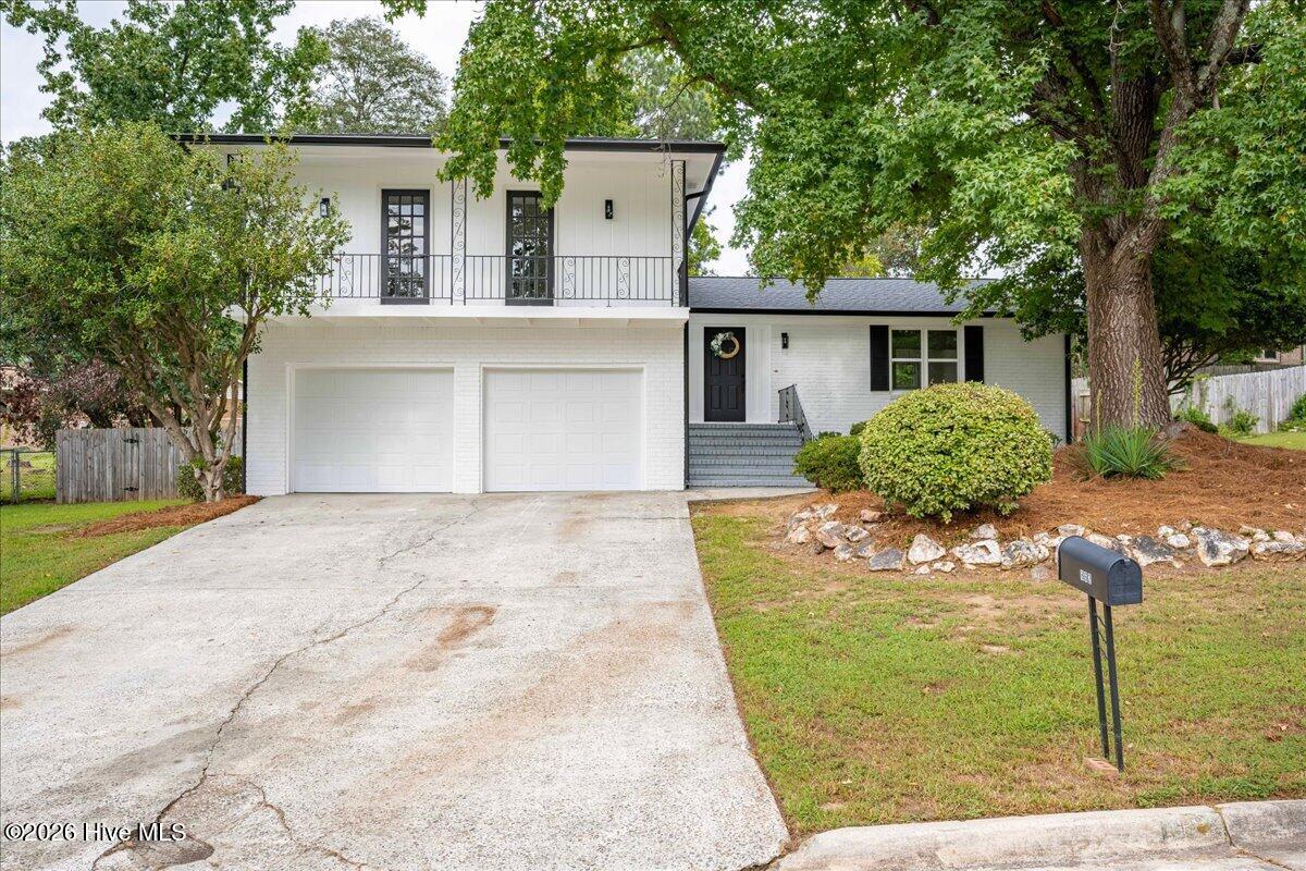 862 Brookfield Parkway Property Photo 1