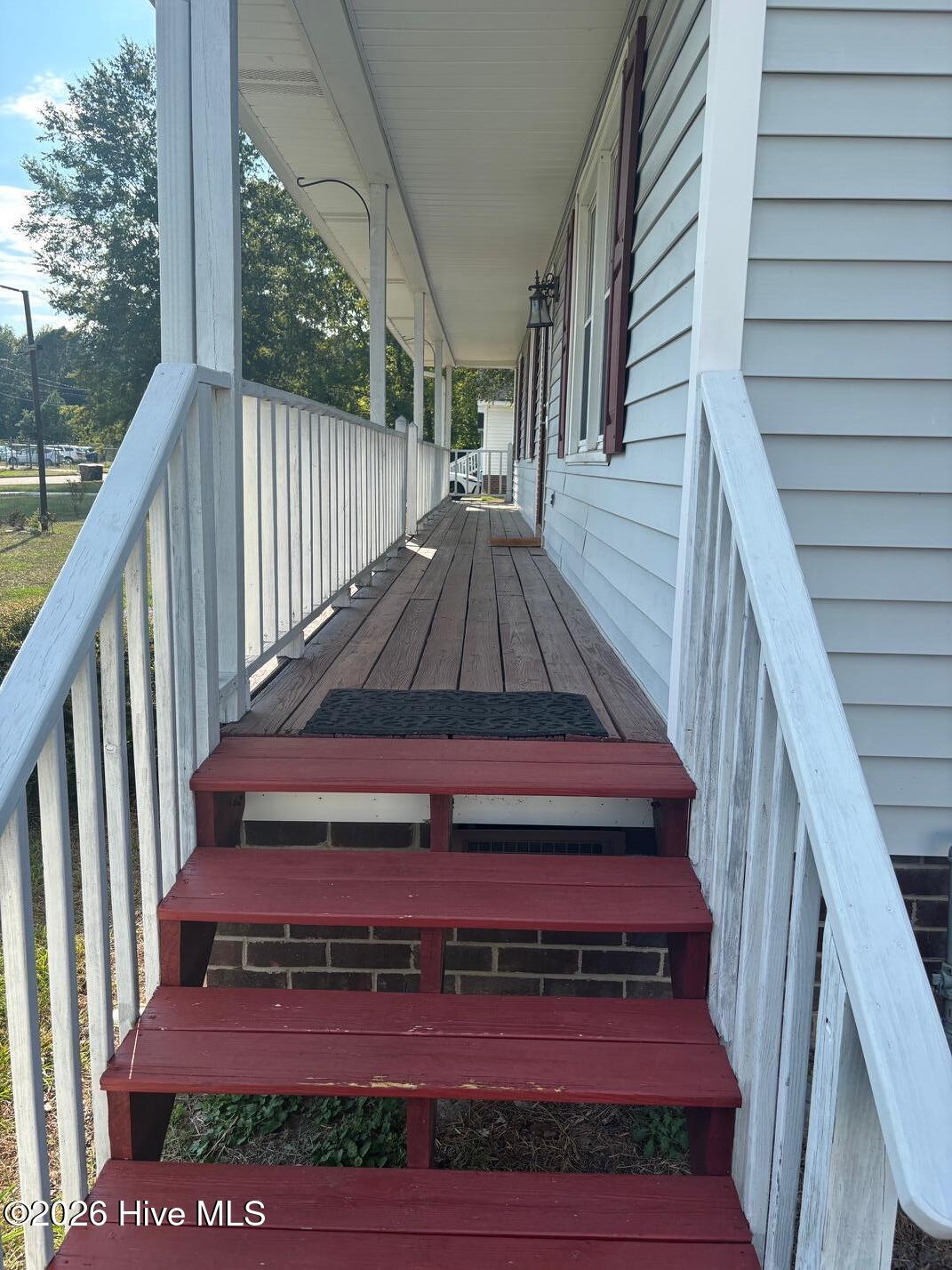 404 Colon Drive Property Photo 3
