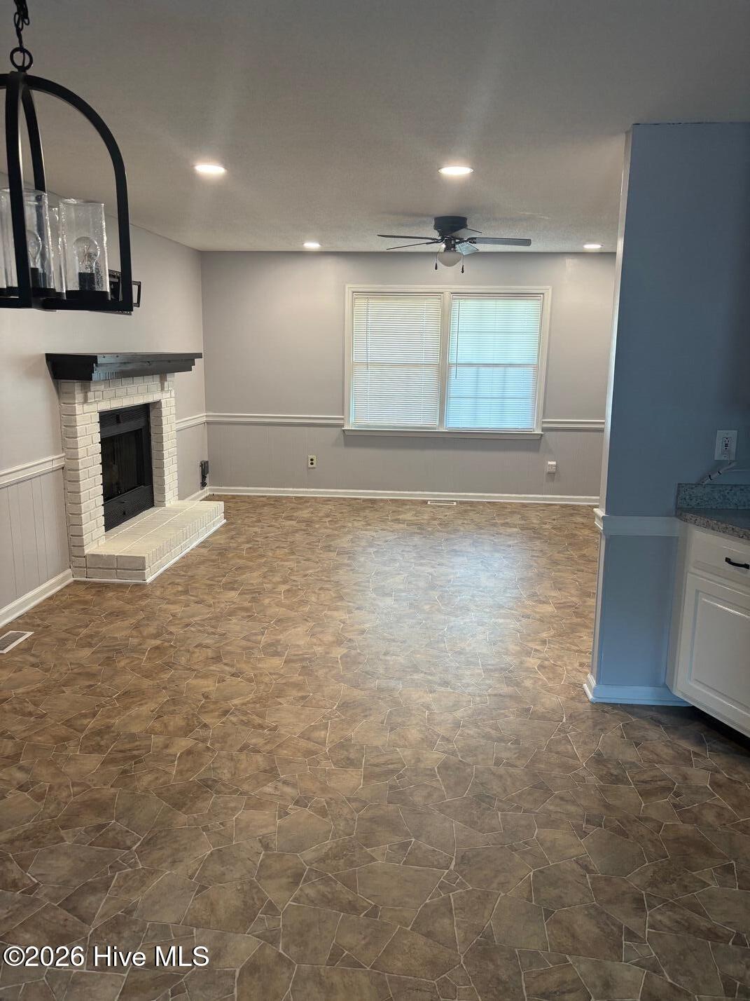 404 Colon Drive Property Photo 6