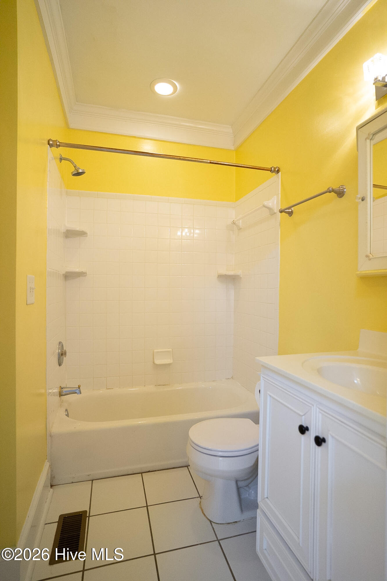 2549 Walton Way B1 Property Photo 24