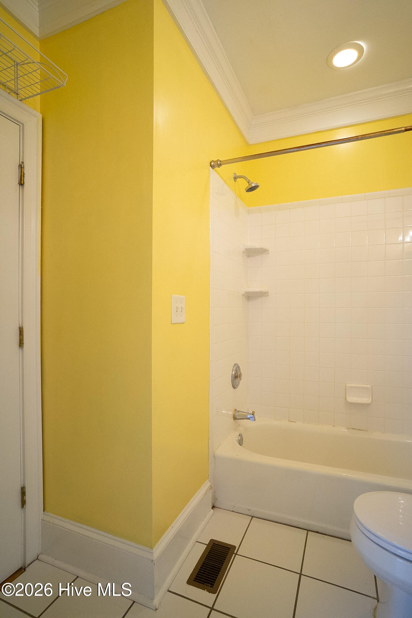 2549 Walton Way B1 Property Photo 26