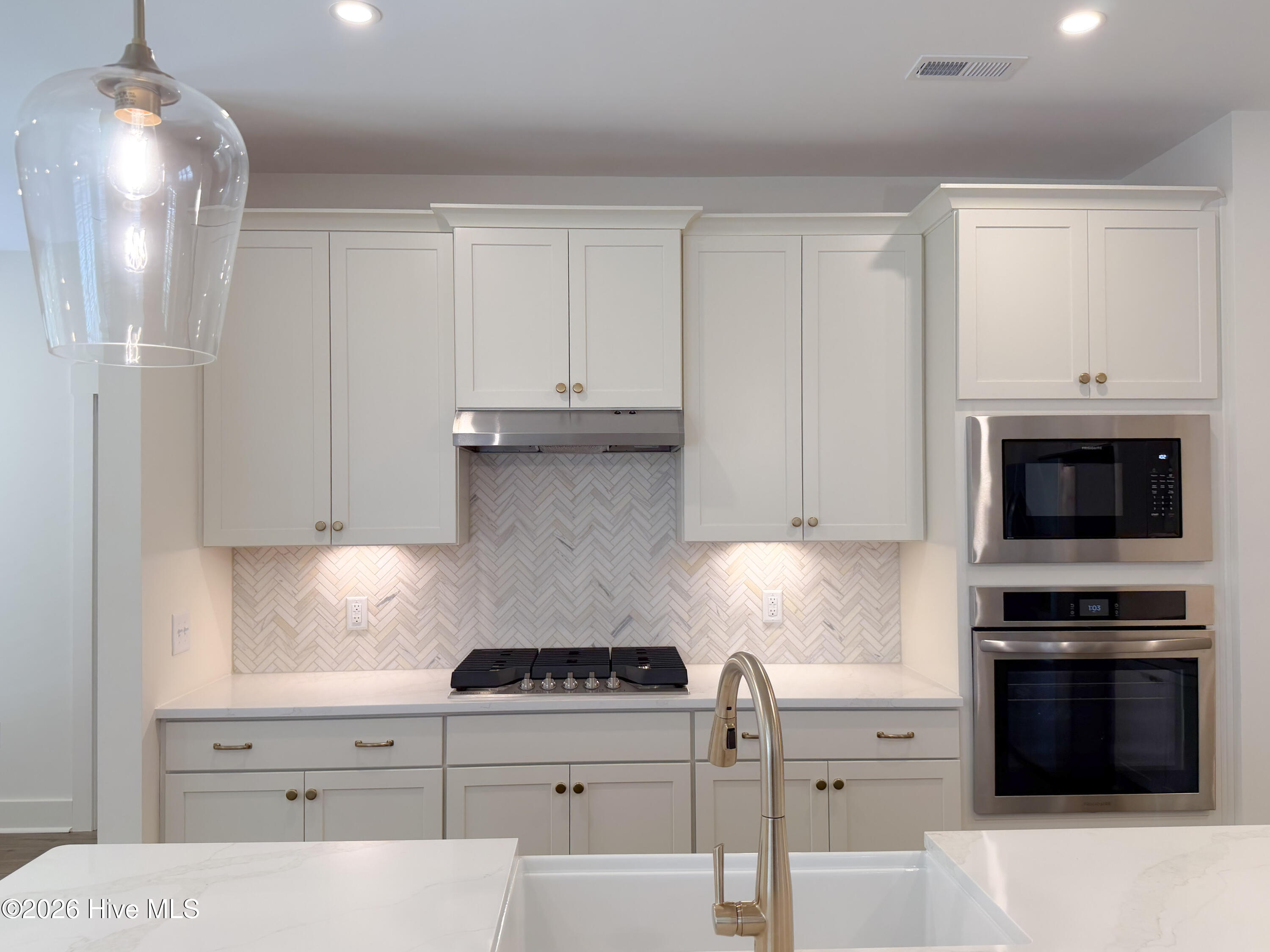 615 Gregory Street Property Photo 16