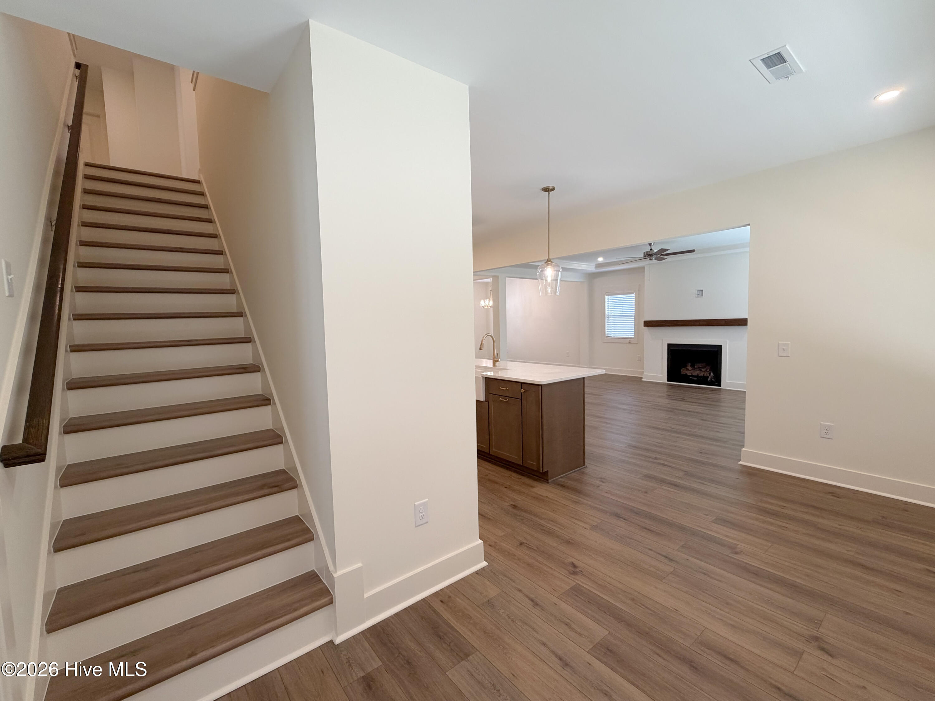 615 Gregory Street Property Photo 28