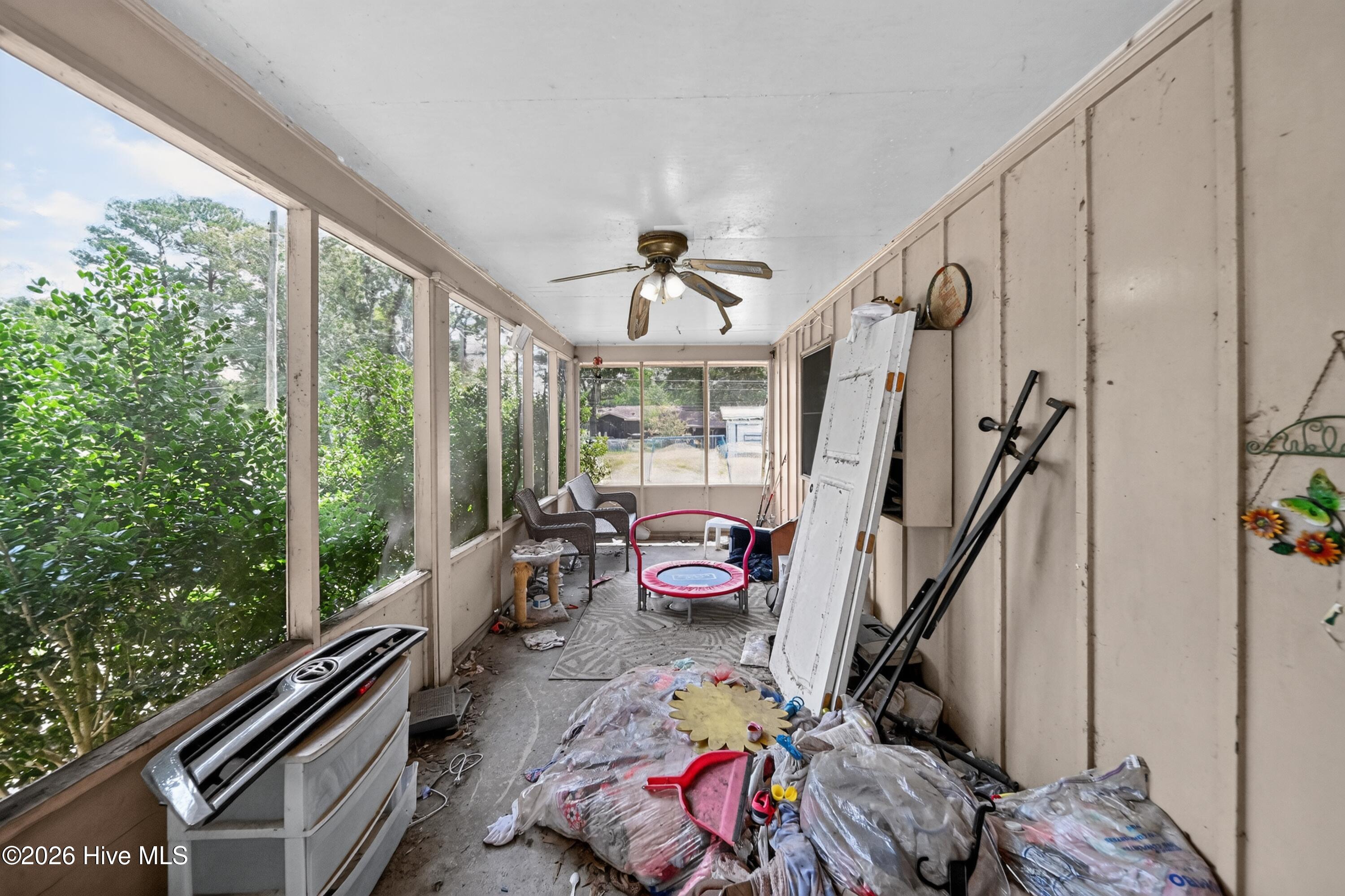 1109 E Northern Boulevard Property Photo 10