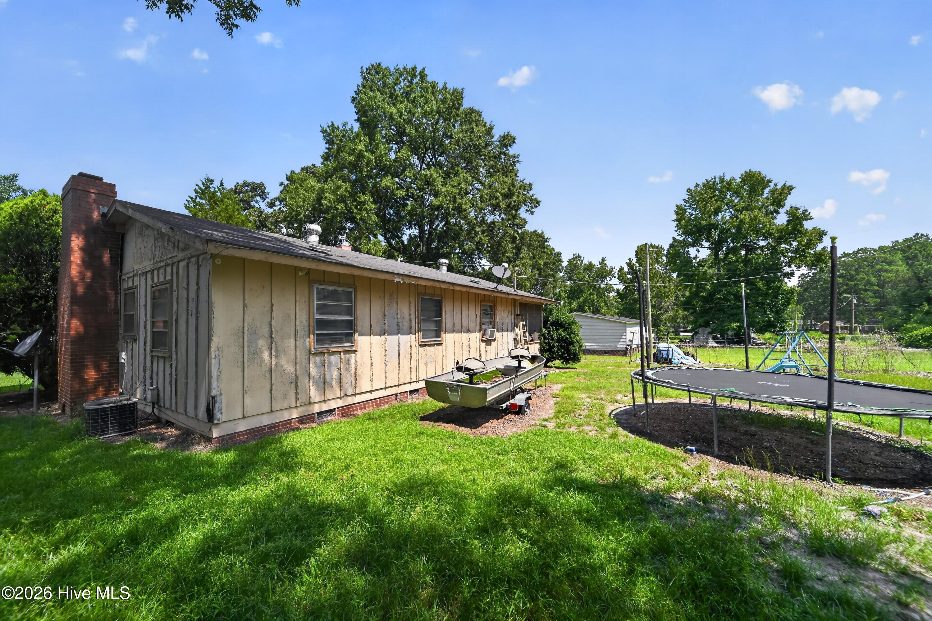 1109 E Northern Boulevard Property Photo 28