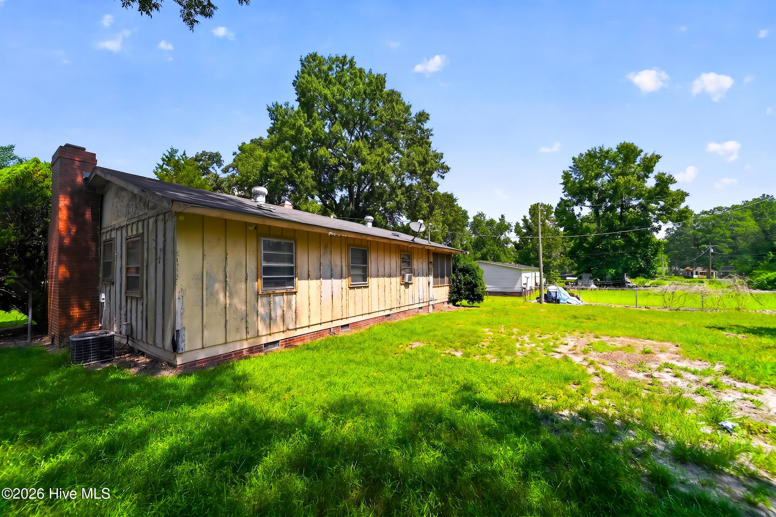 1109 E Northern Boulevard Property Photo 29