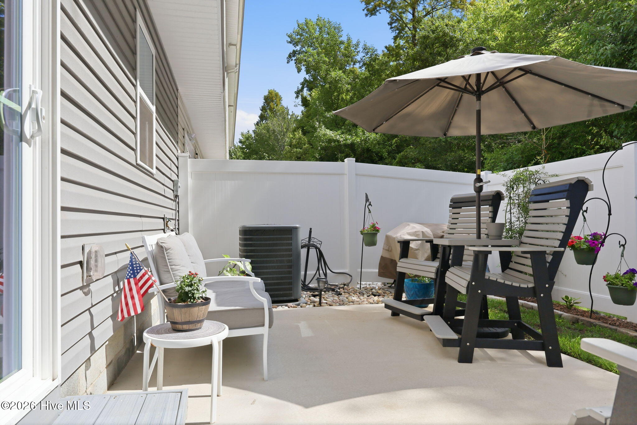 1703 Raven Way Property Photo 30