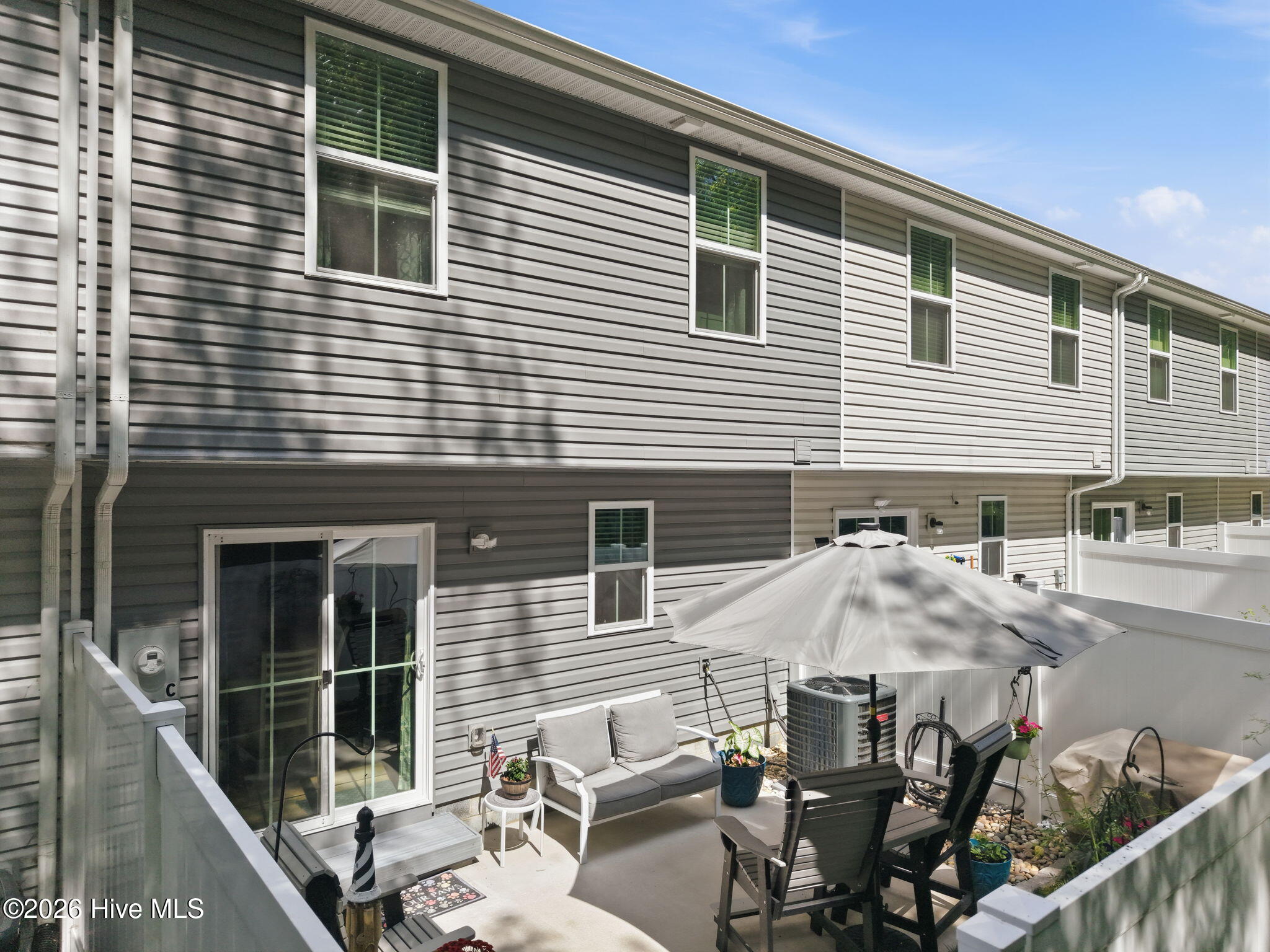 1703 Raven Way Property Photo 33