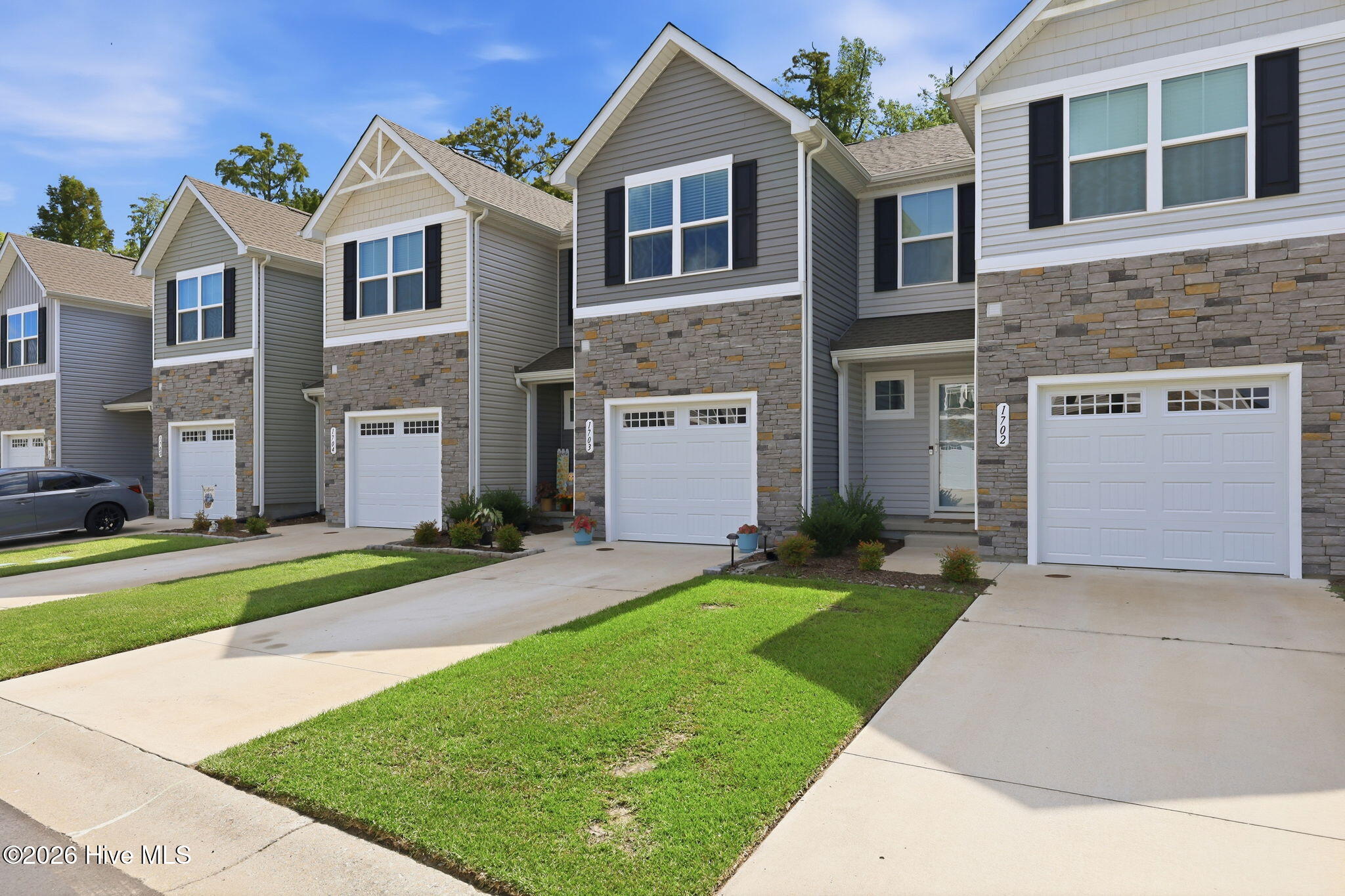 1703 Raven Way Property Photo 42