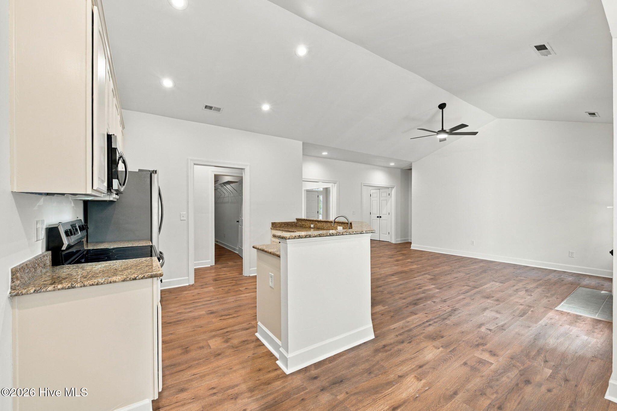 221 Goose Creek Road Property Photo 13