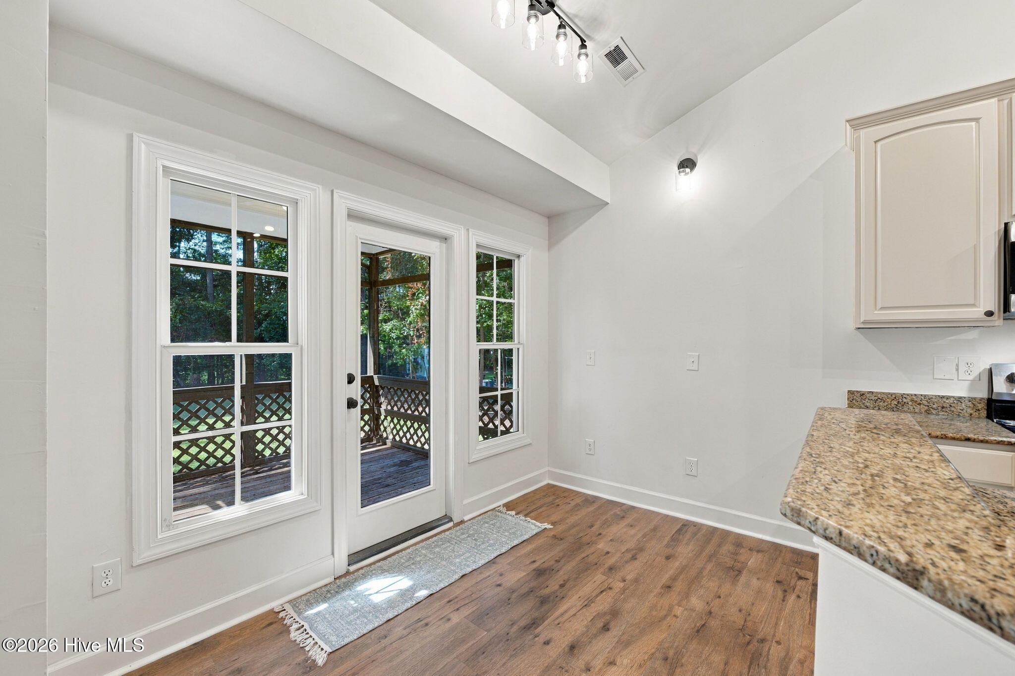 221 Goose Creek Road Property Photo 14